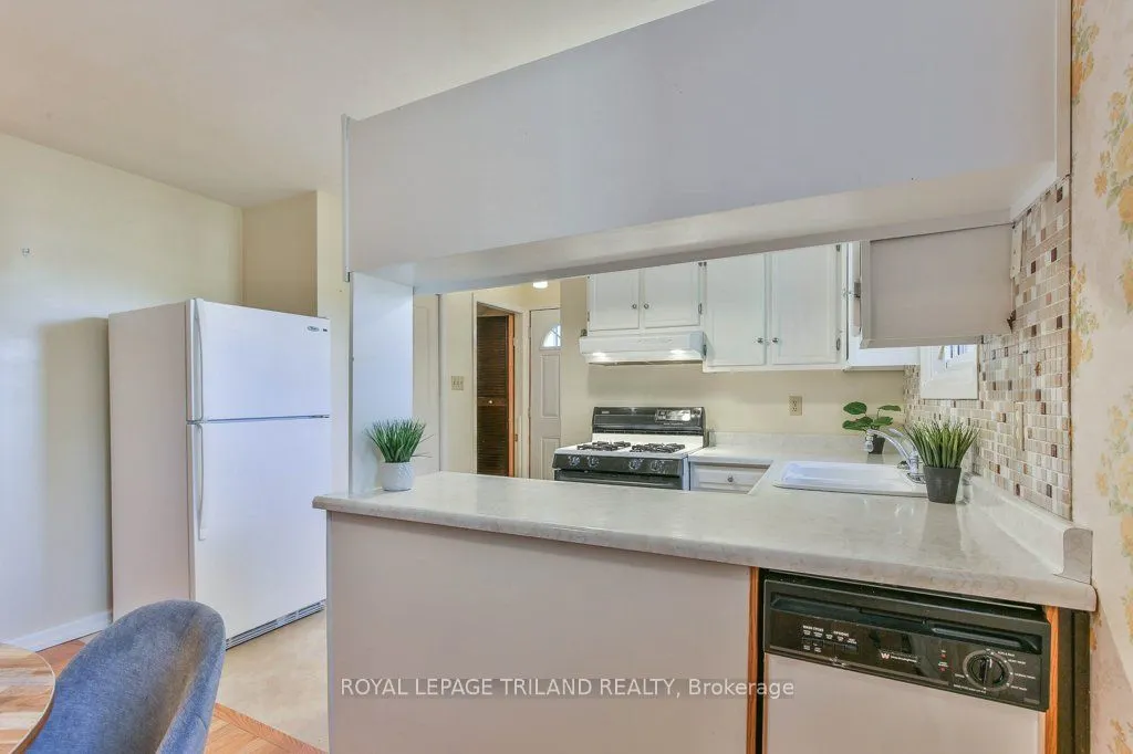 206 ADMIRAL Drive