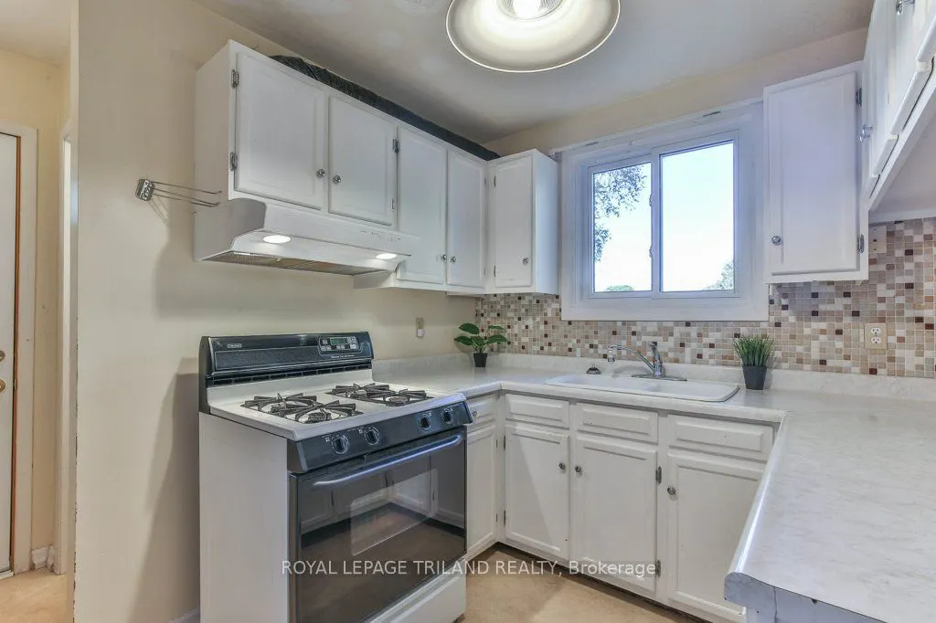 206 ADMIRAL Drive