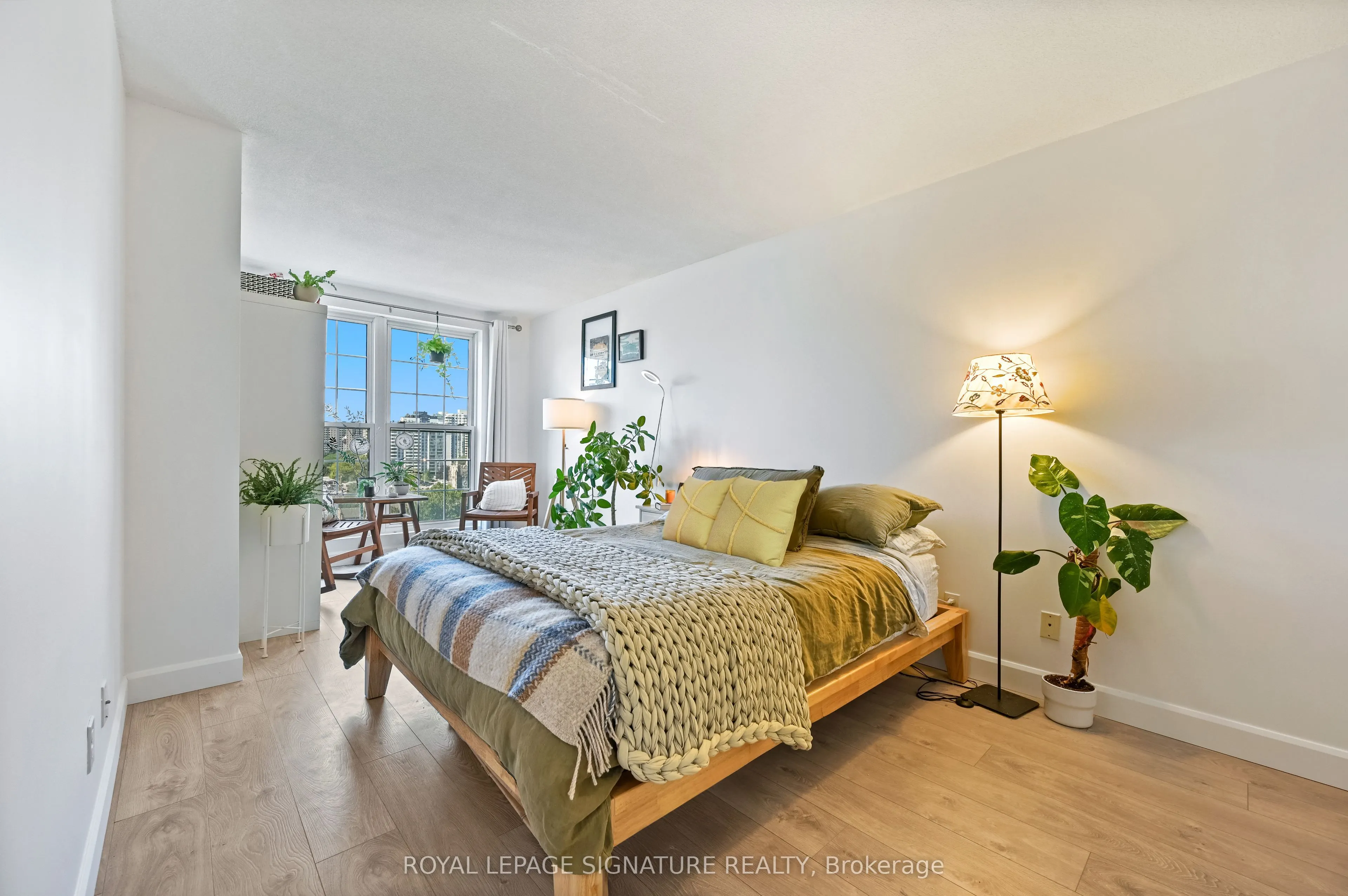 135 James Street S, #1105