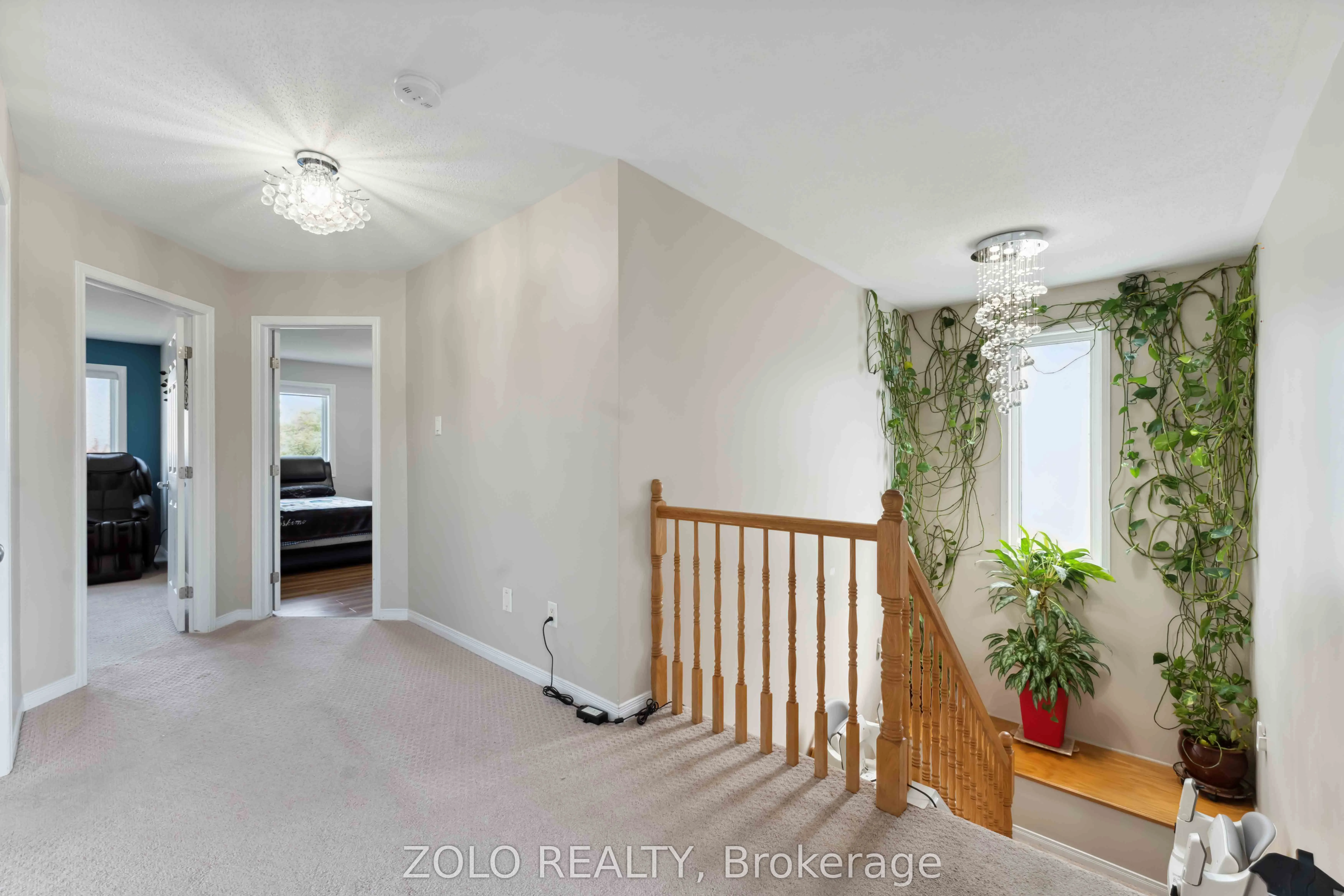 2421 Glandriel Crescent