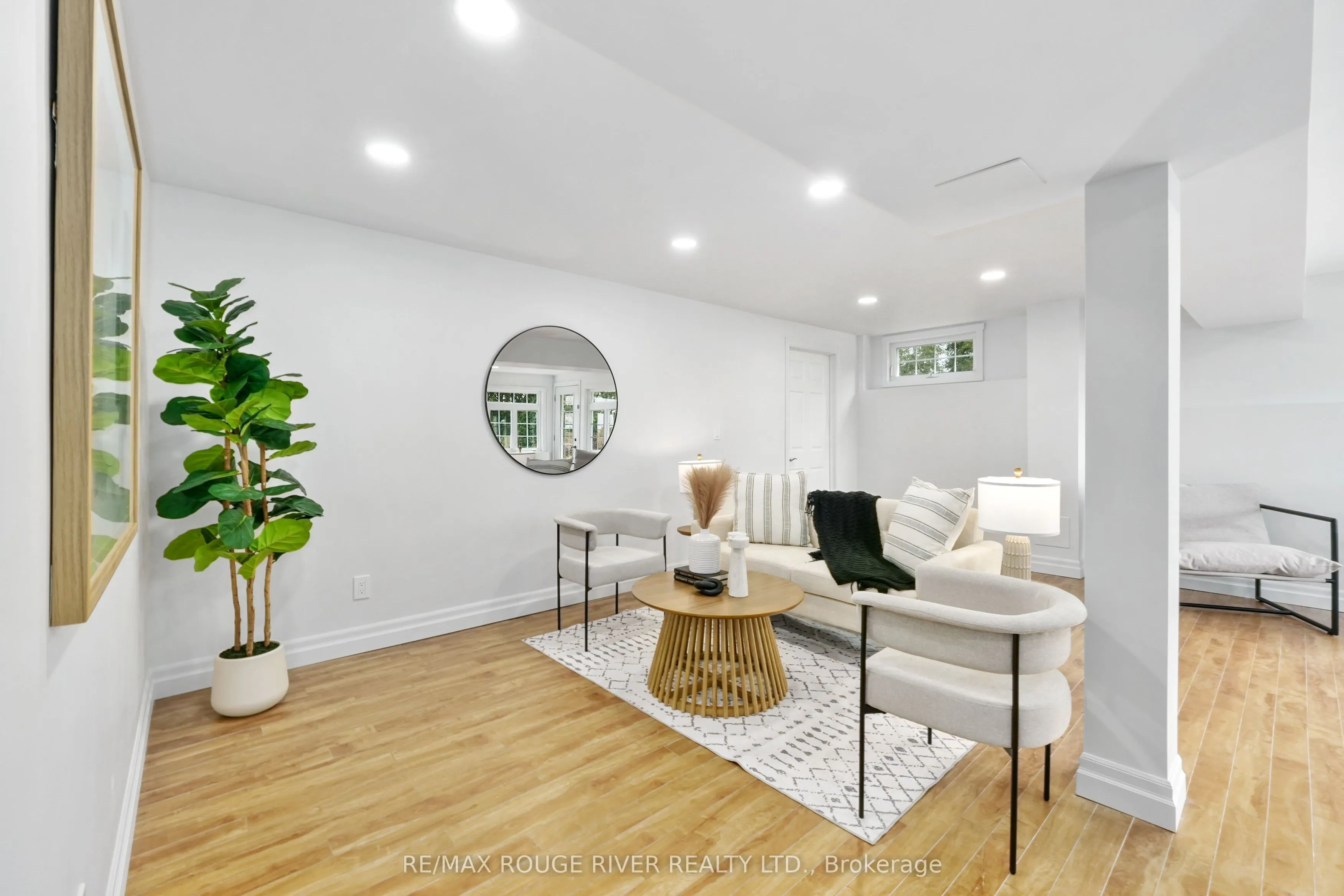 9138 Danforth Road E