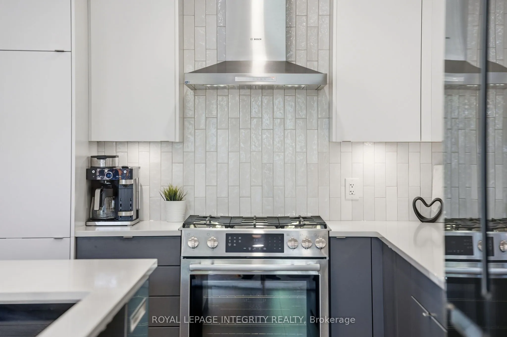 574 Edison Avenue, #B