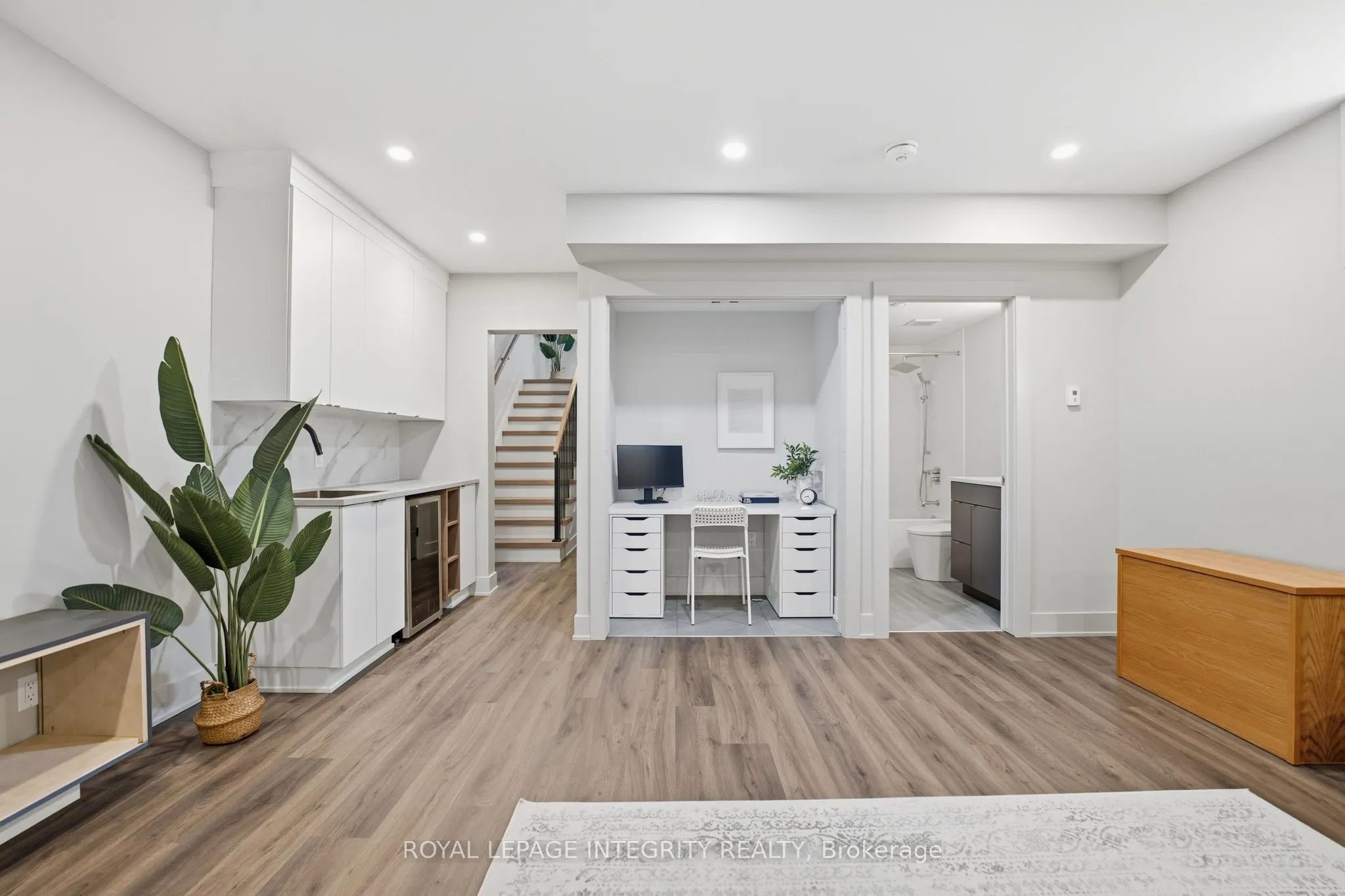 574 Edison Avenue, #B