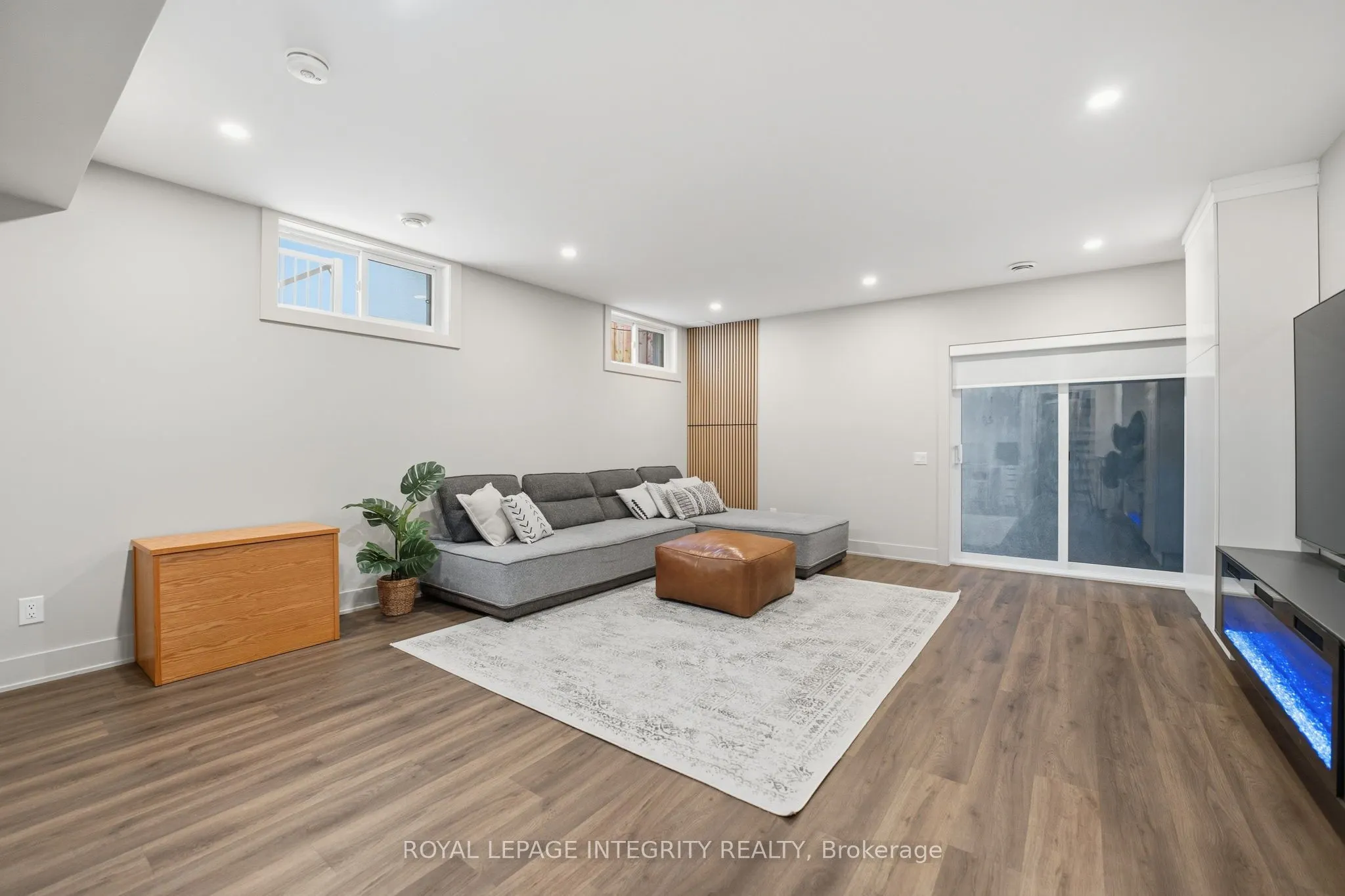 574 Edison Avenue, #B