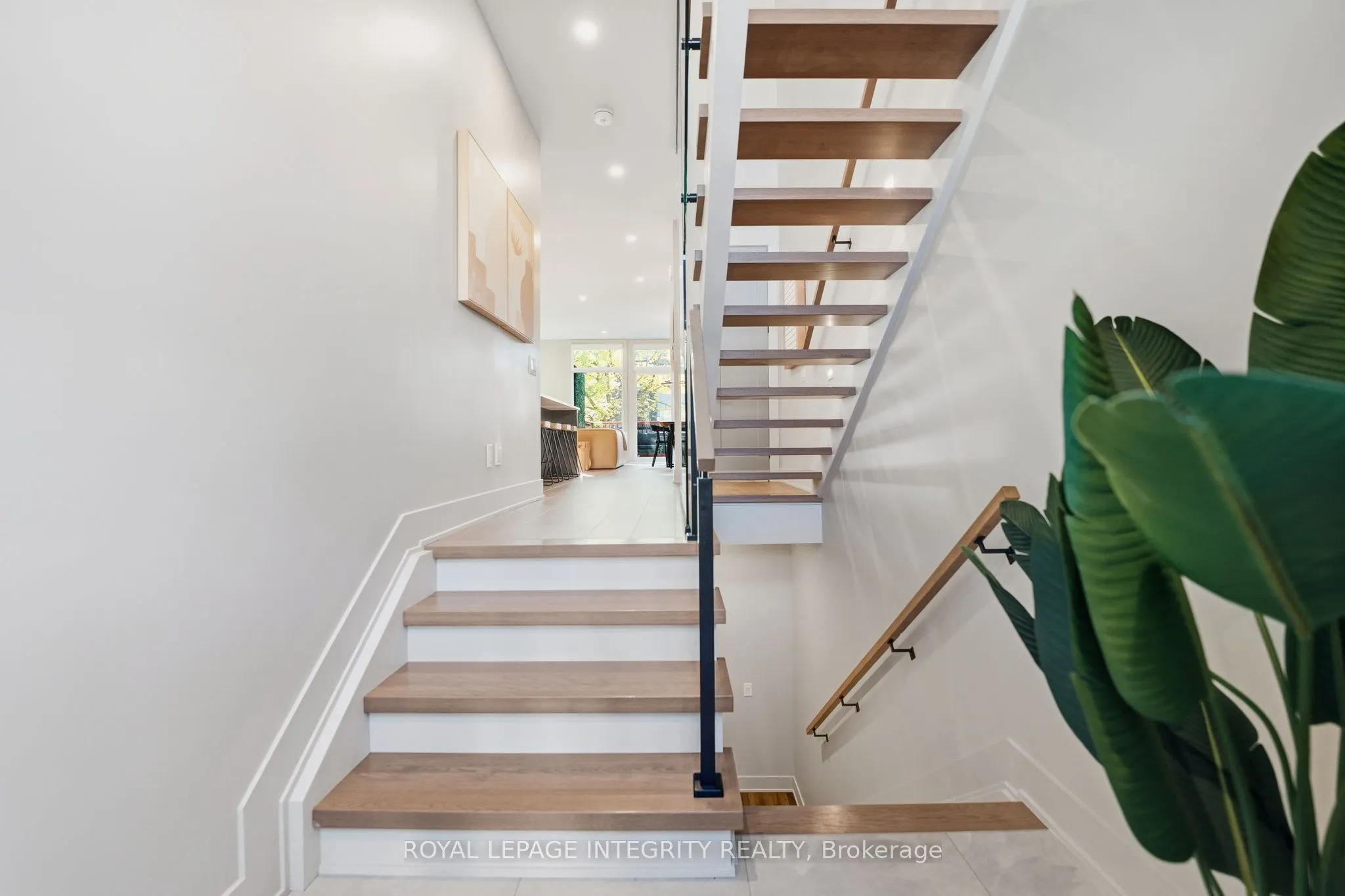 574 Edison Avenue, #B