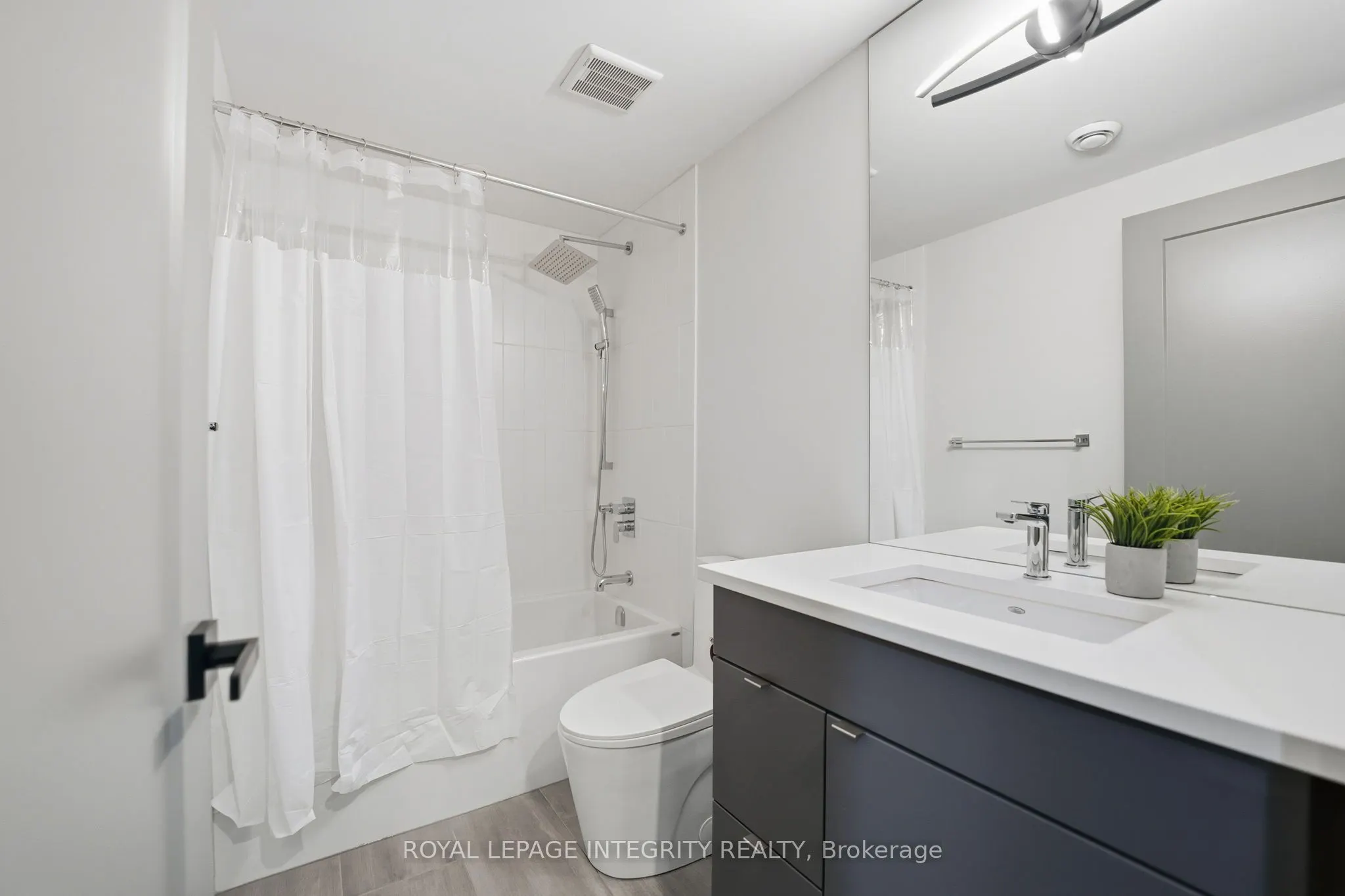 574 Edison Avenue, #B