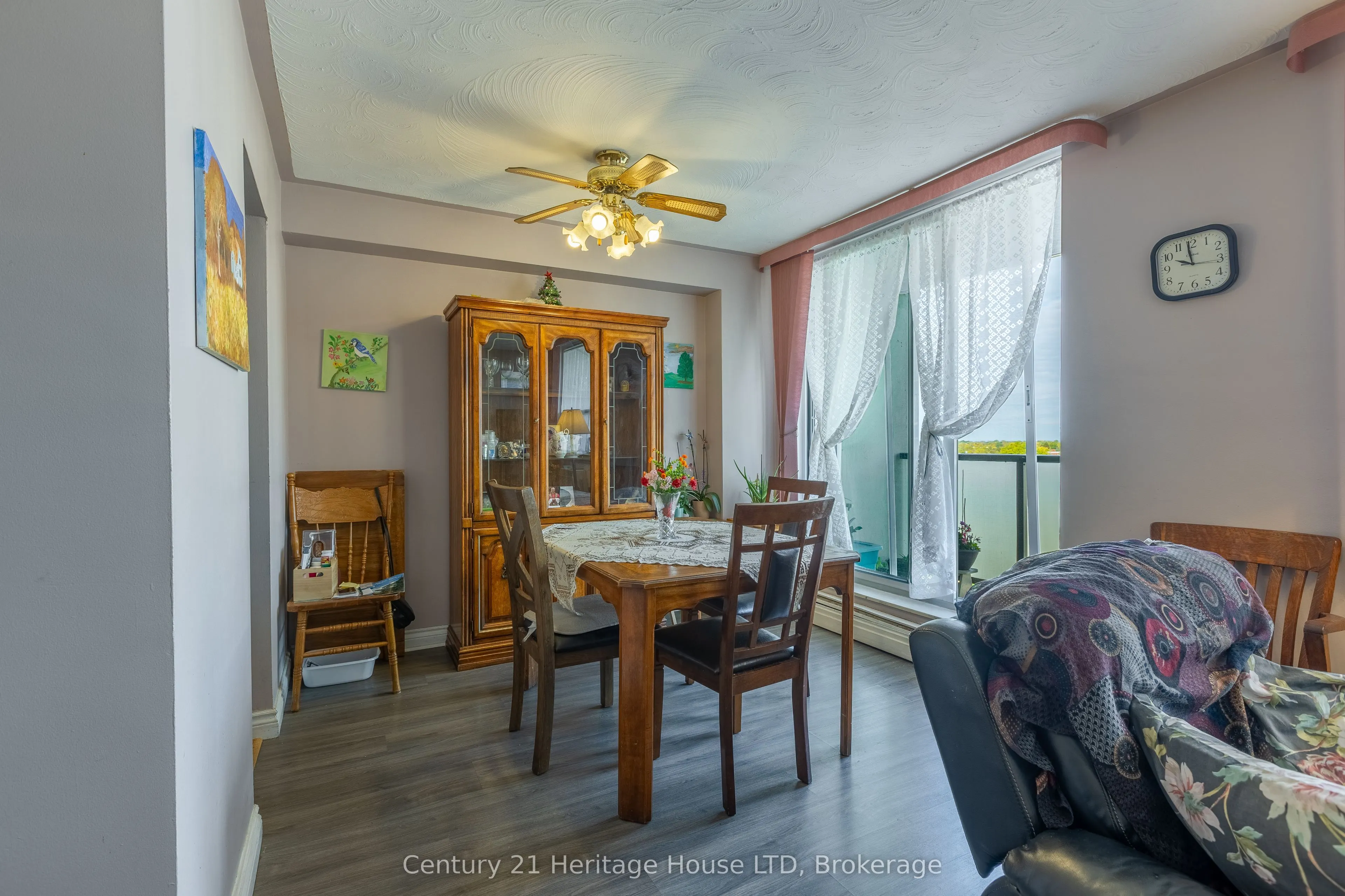 359 Geneva Street, #904