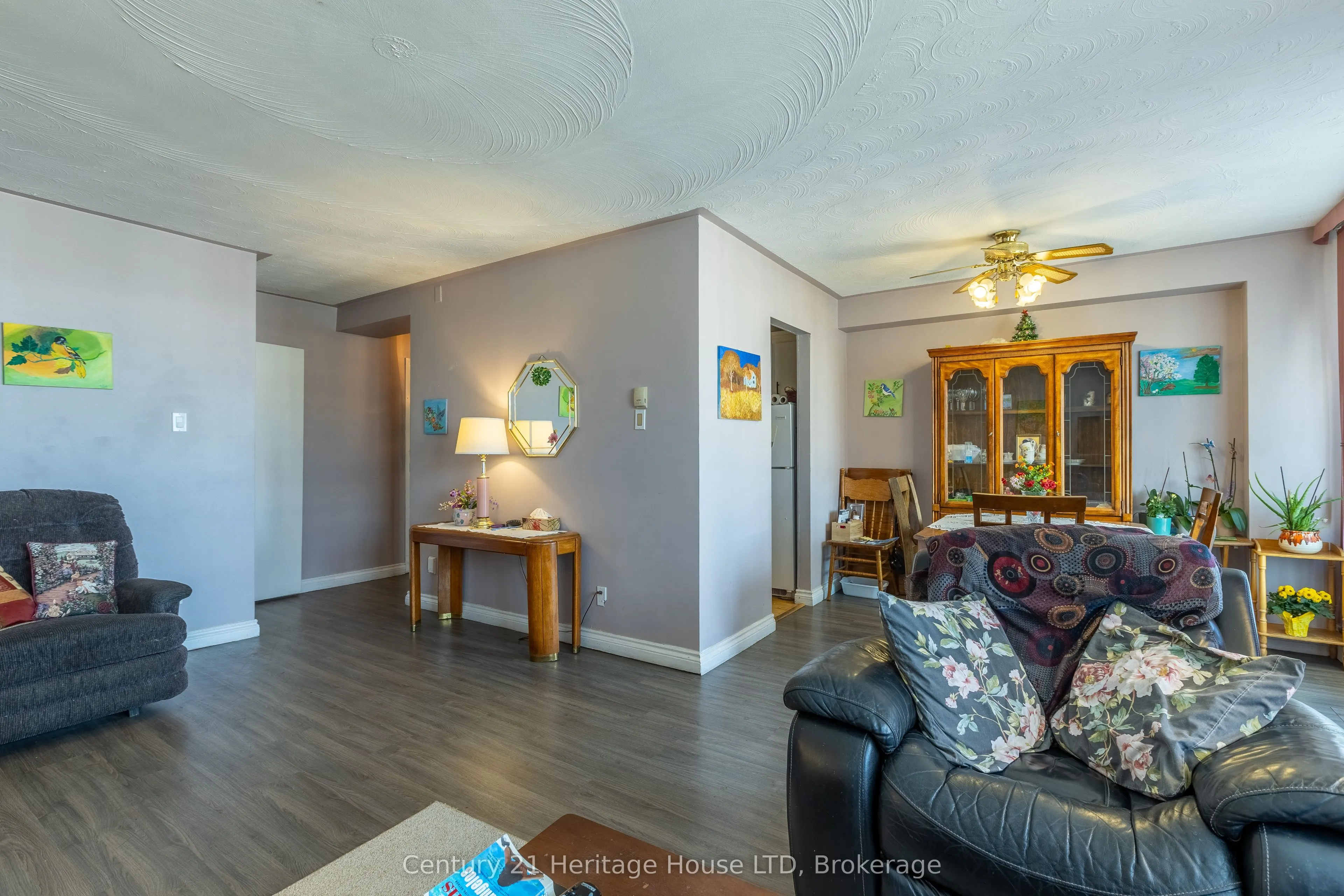 359 Geneva Street, #904