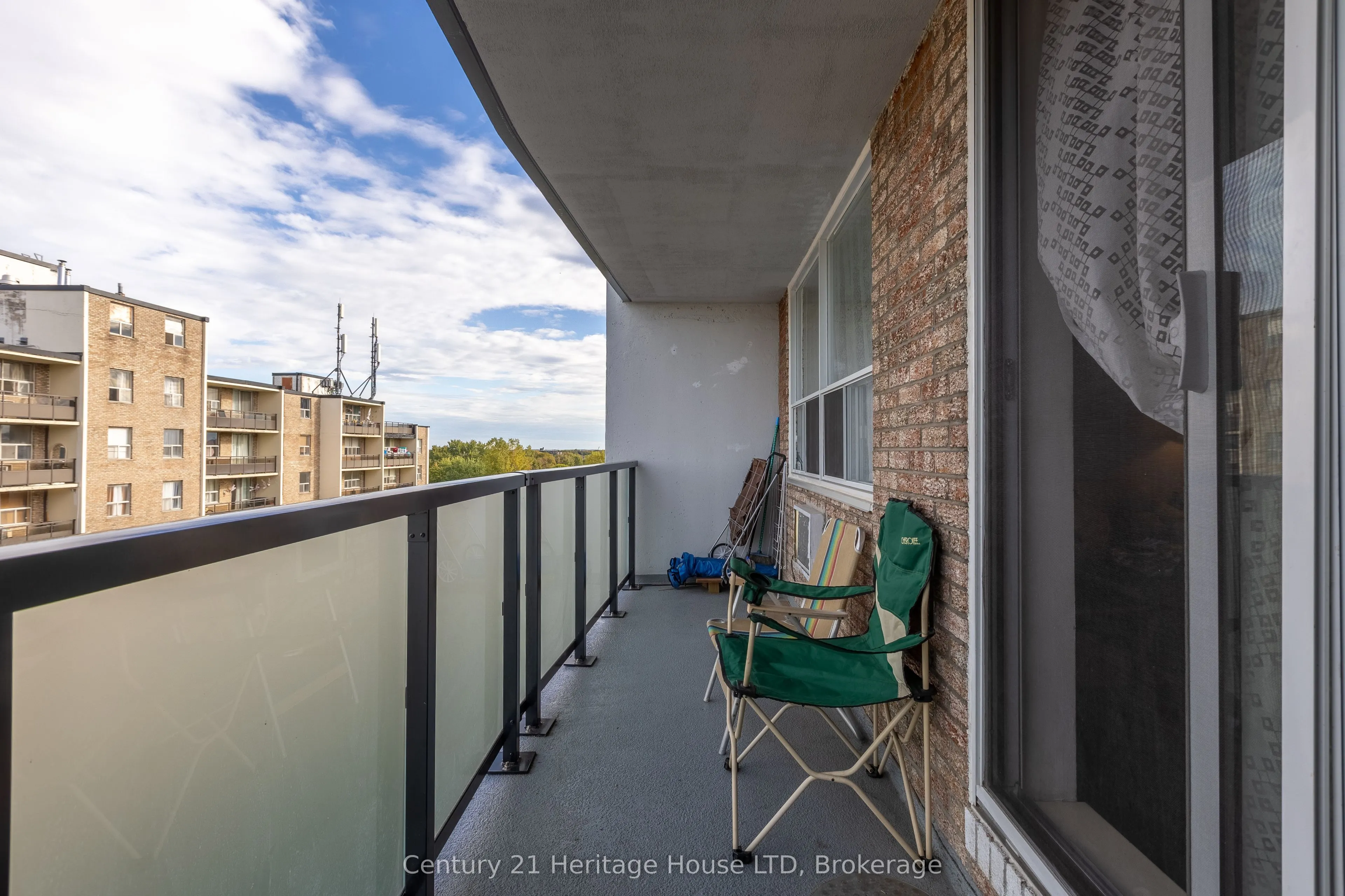 359 Geneva Street, #904