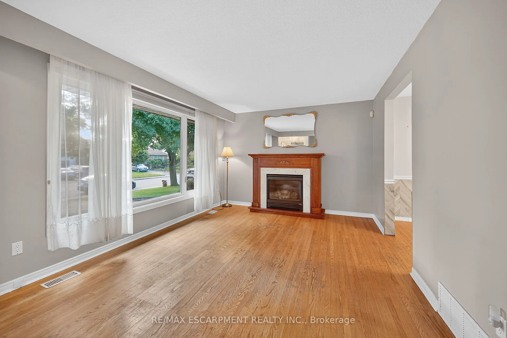 6 Kirkland Avenue