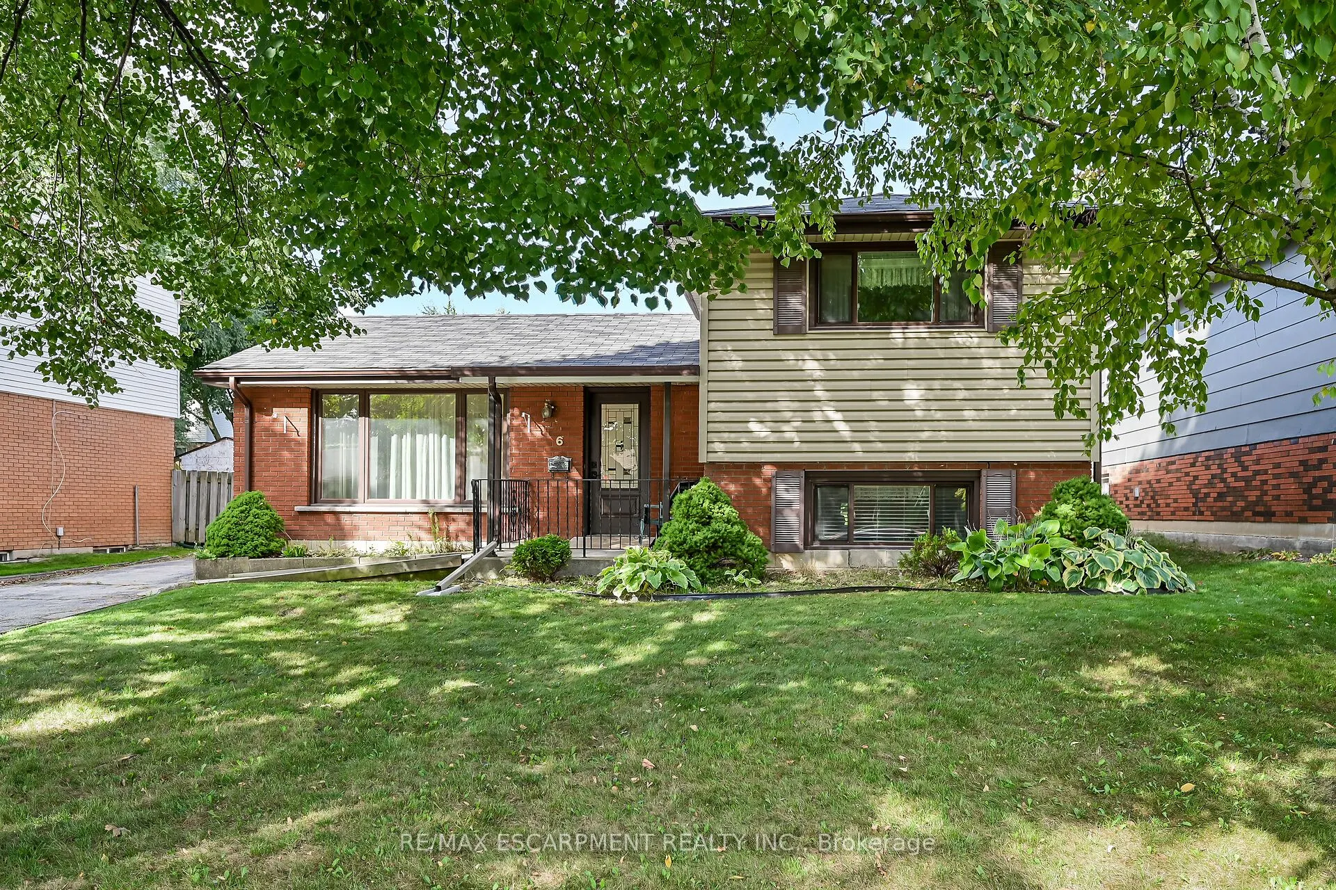 6 Kirkland Avenue
