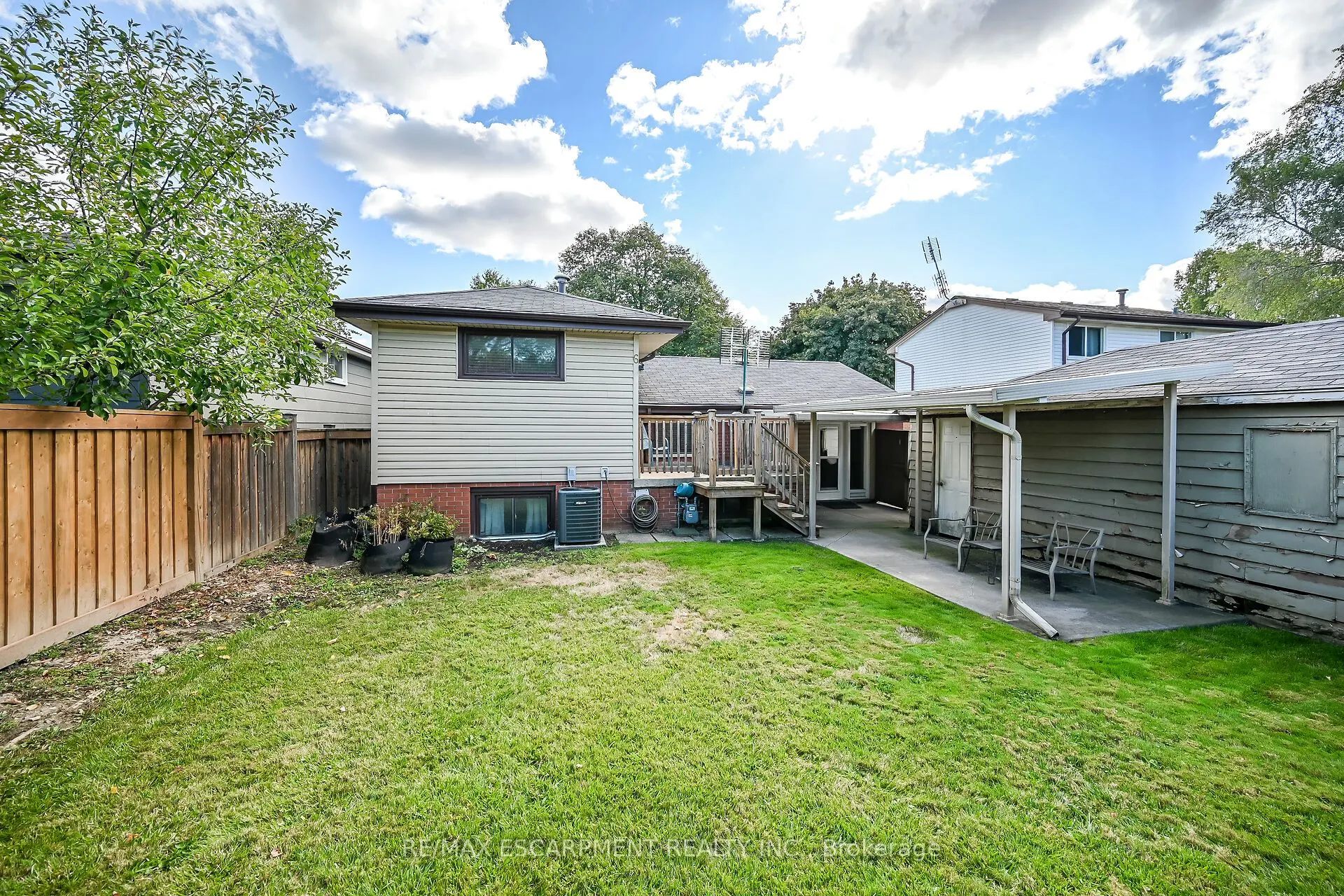 6 Kirkland Avenue