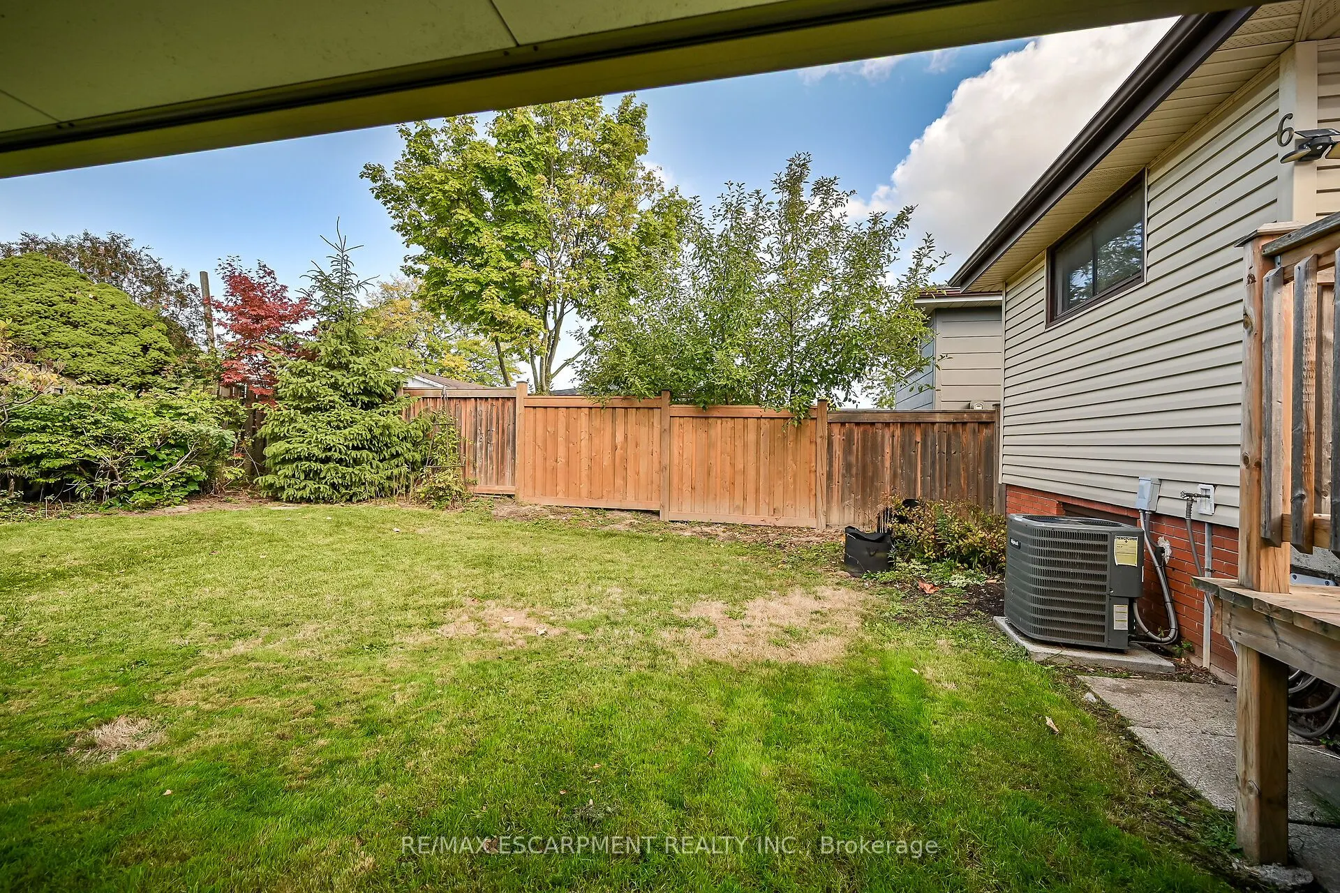6 Kirkland Avenue