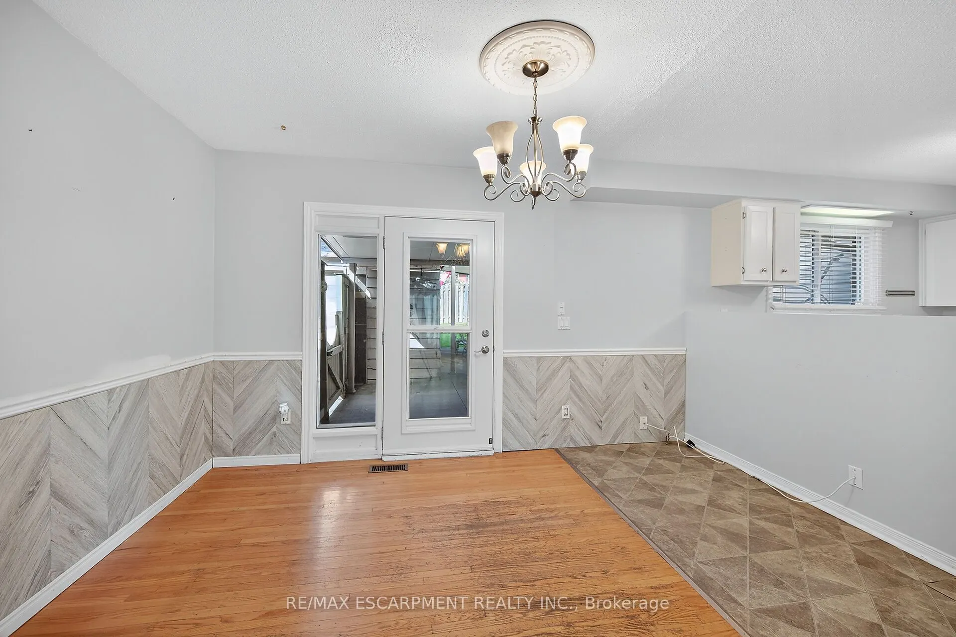 6 Kirkland Avenue