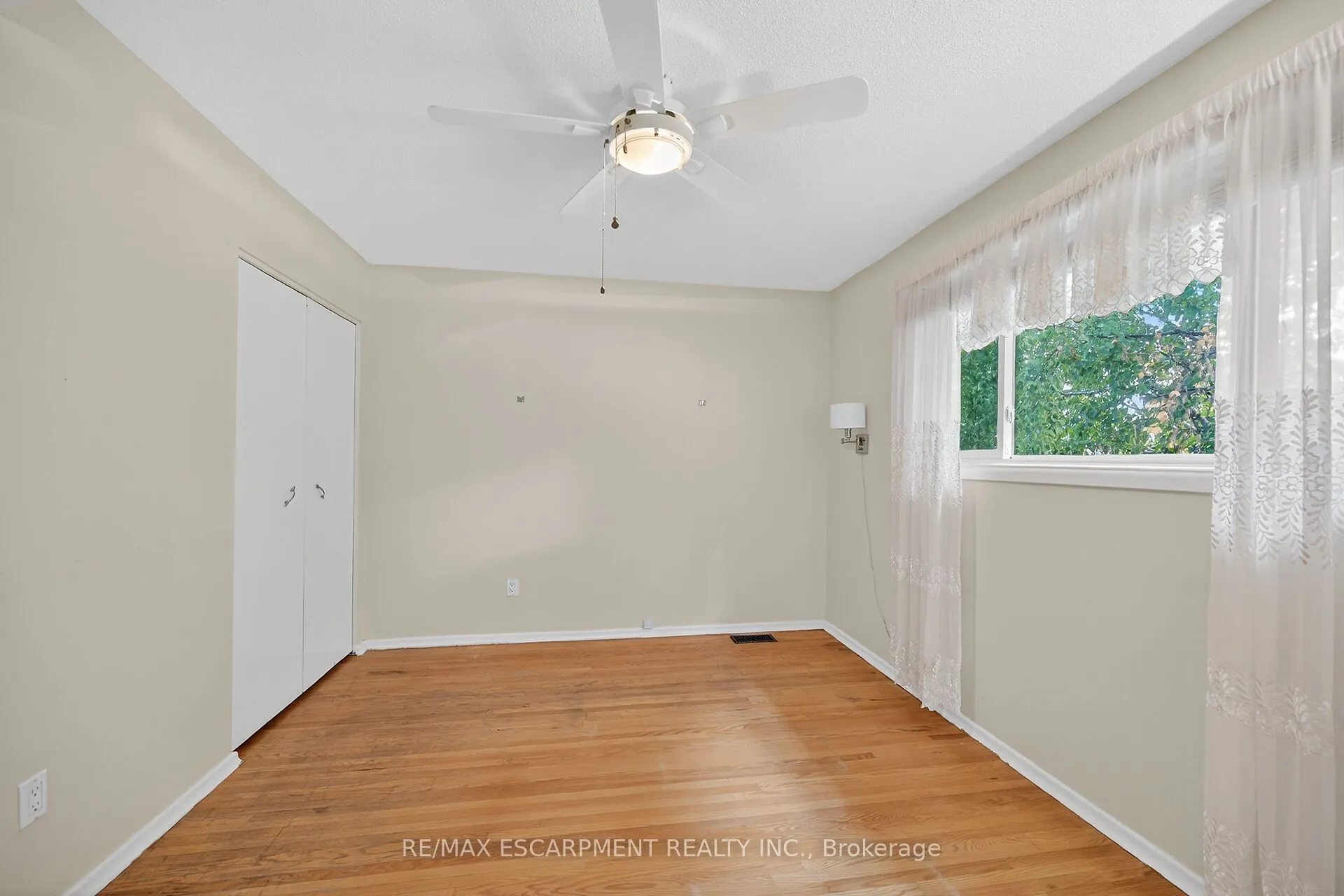 6 Kirkland Avenue