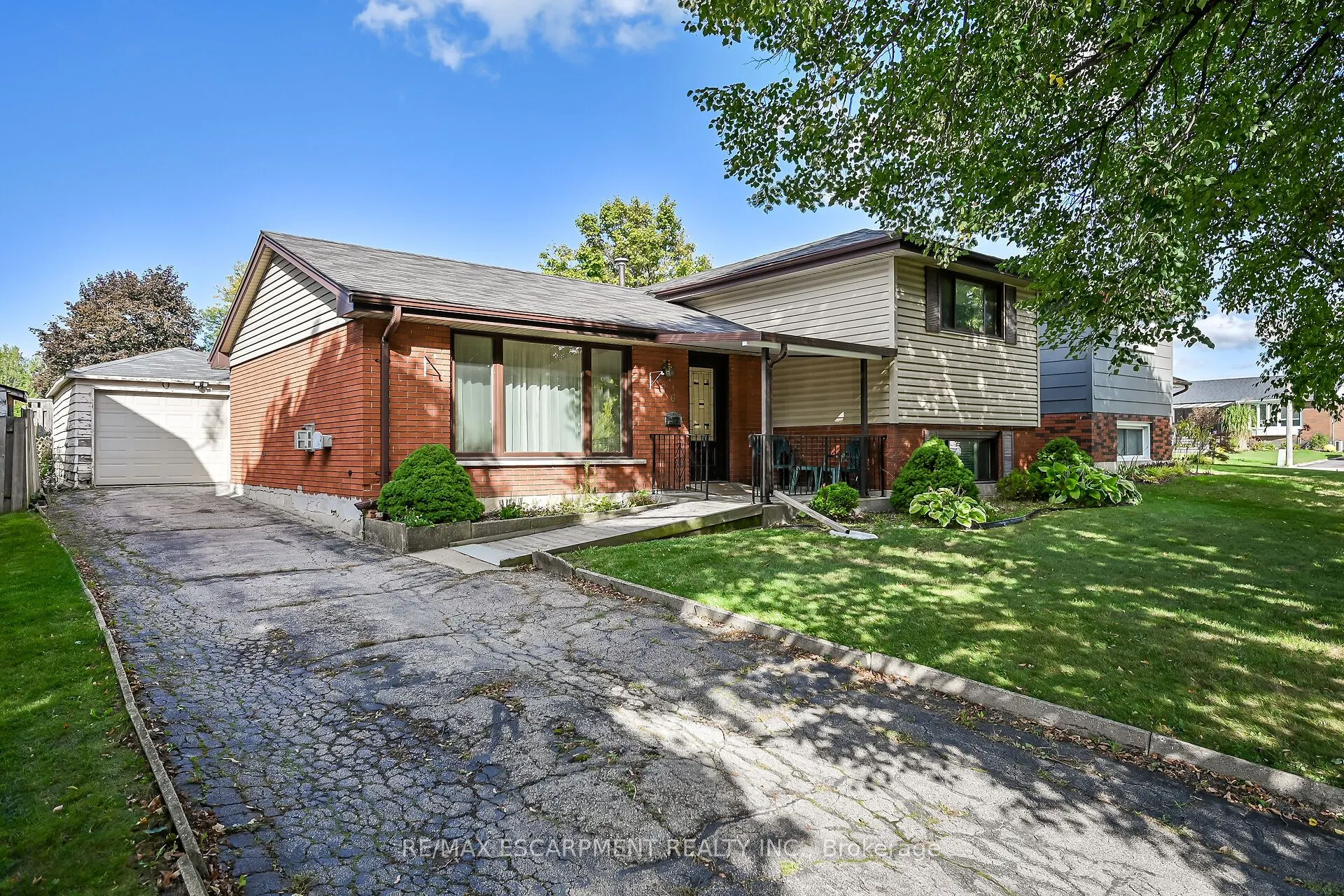 6 Kirkland Avenue