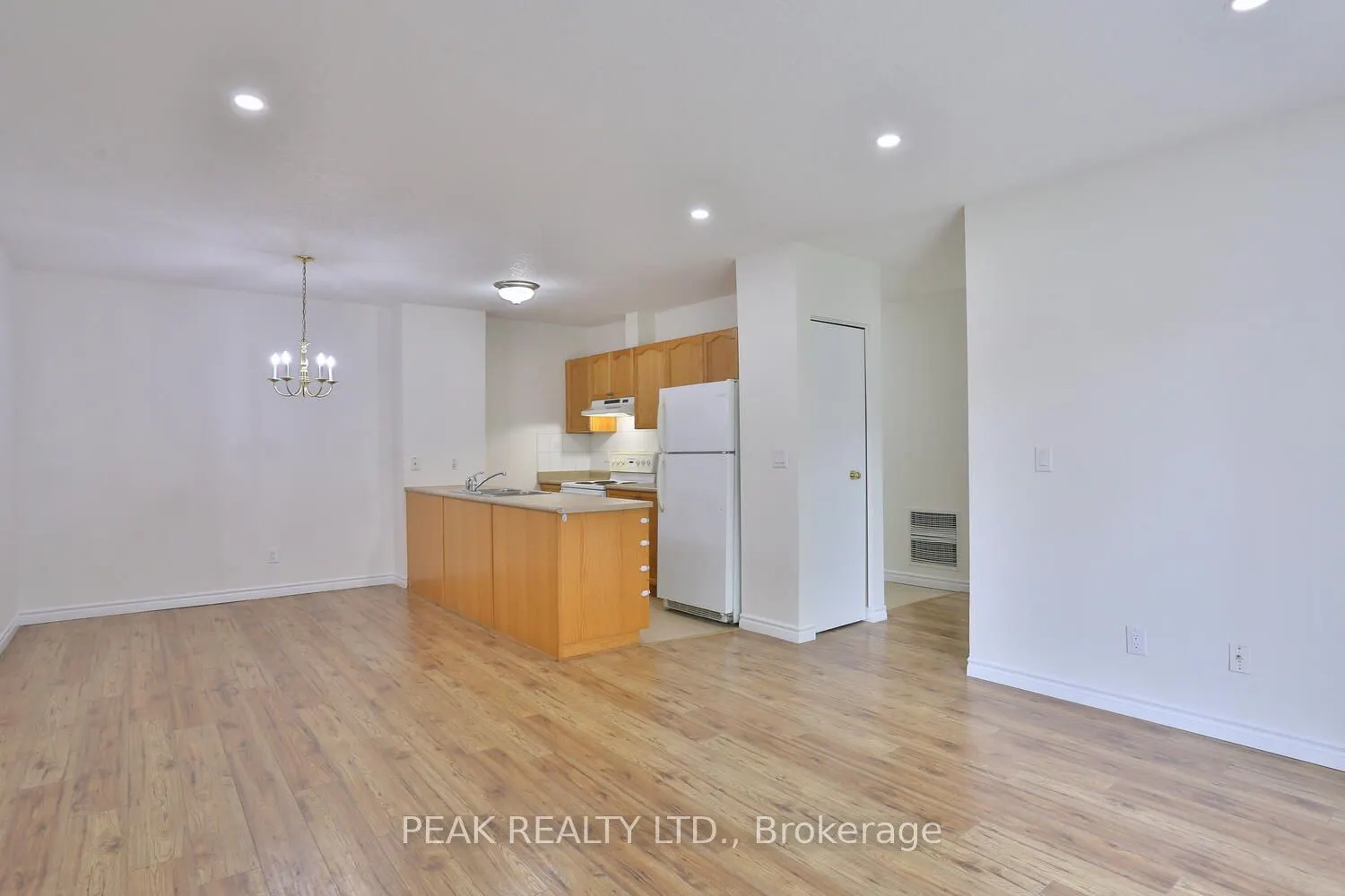 345 Briarmeadow Drive, #206