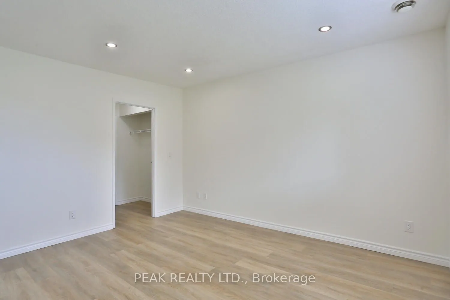 345 Briarmeadow Drive, #206
