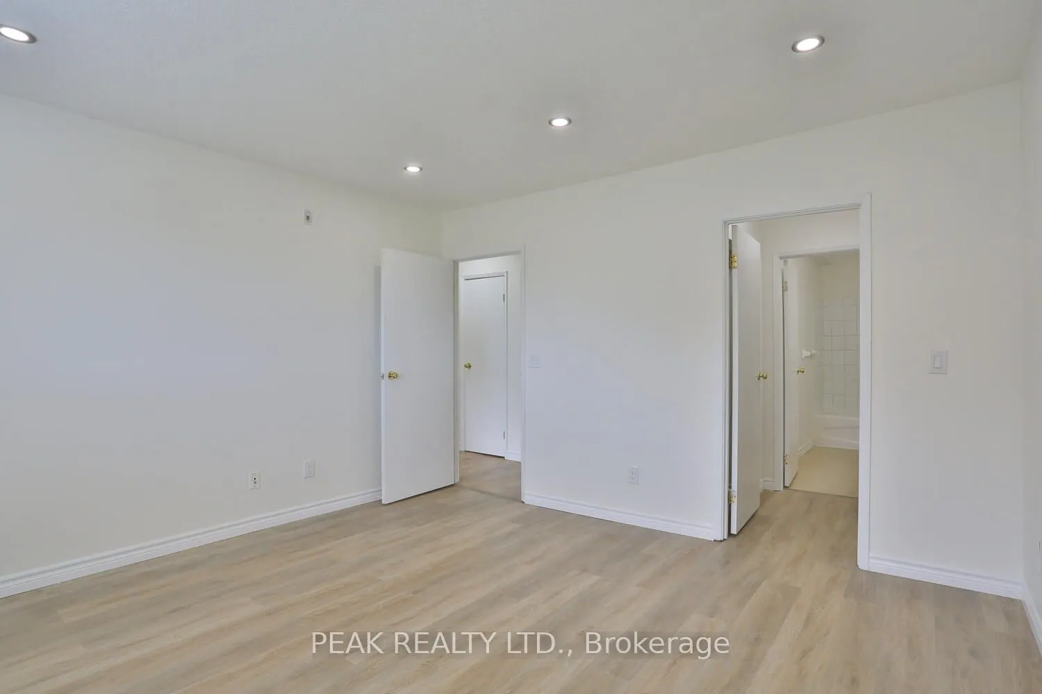 345 Briarmeadow Drive, #206