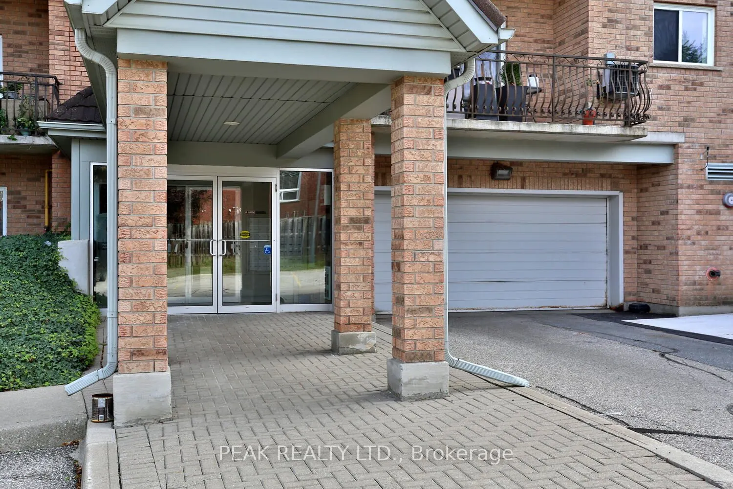 345 Briarmeadow Drive, #206