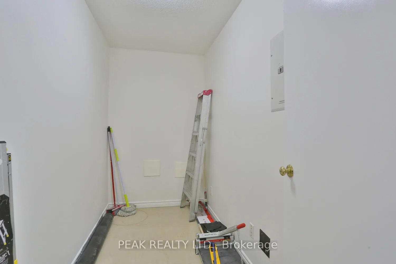 345 Briarmeadow Drive, #206
