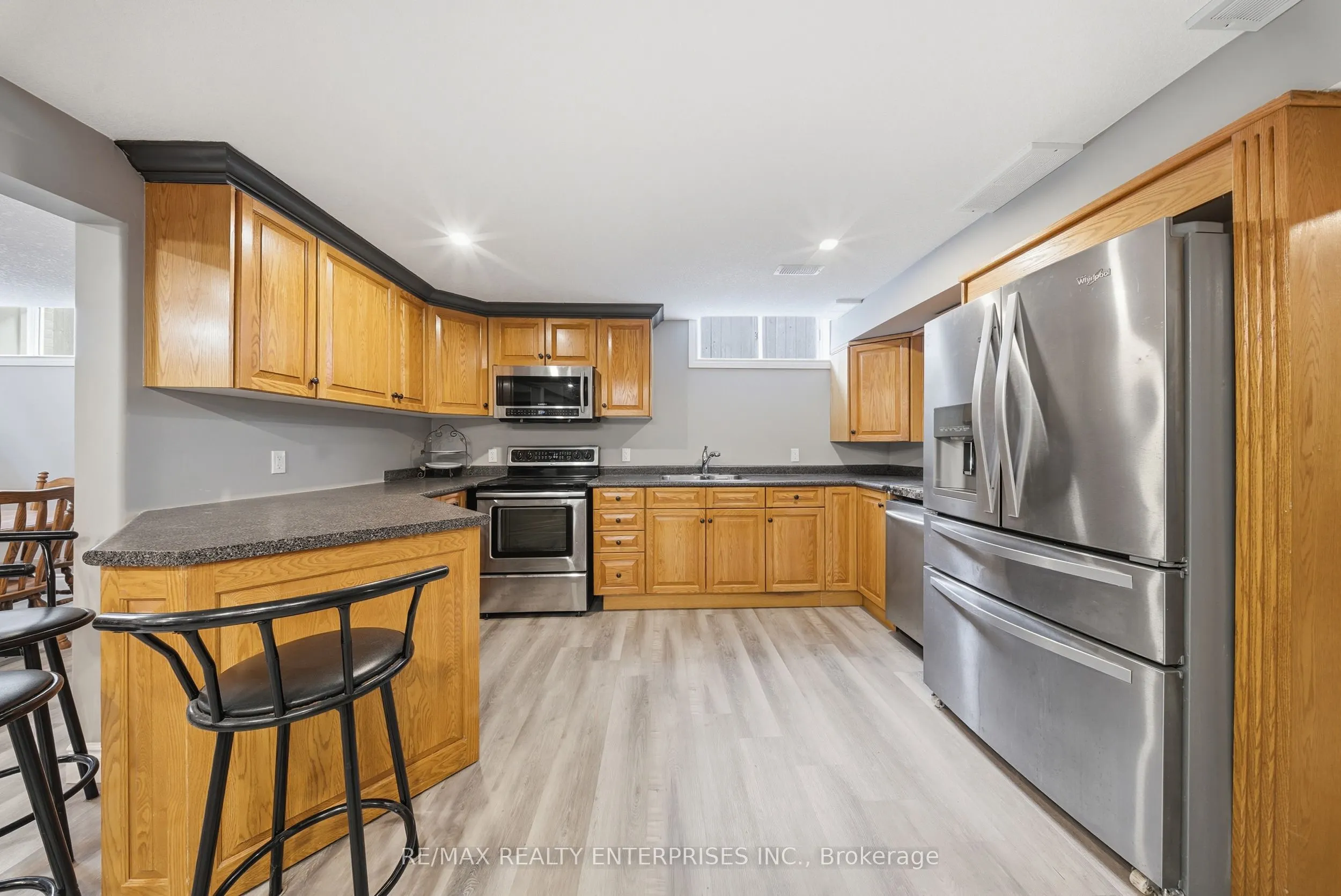 109 Cowan Boulevard