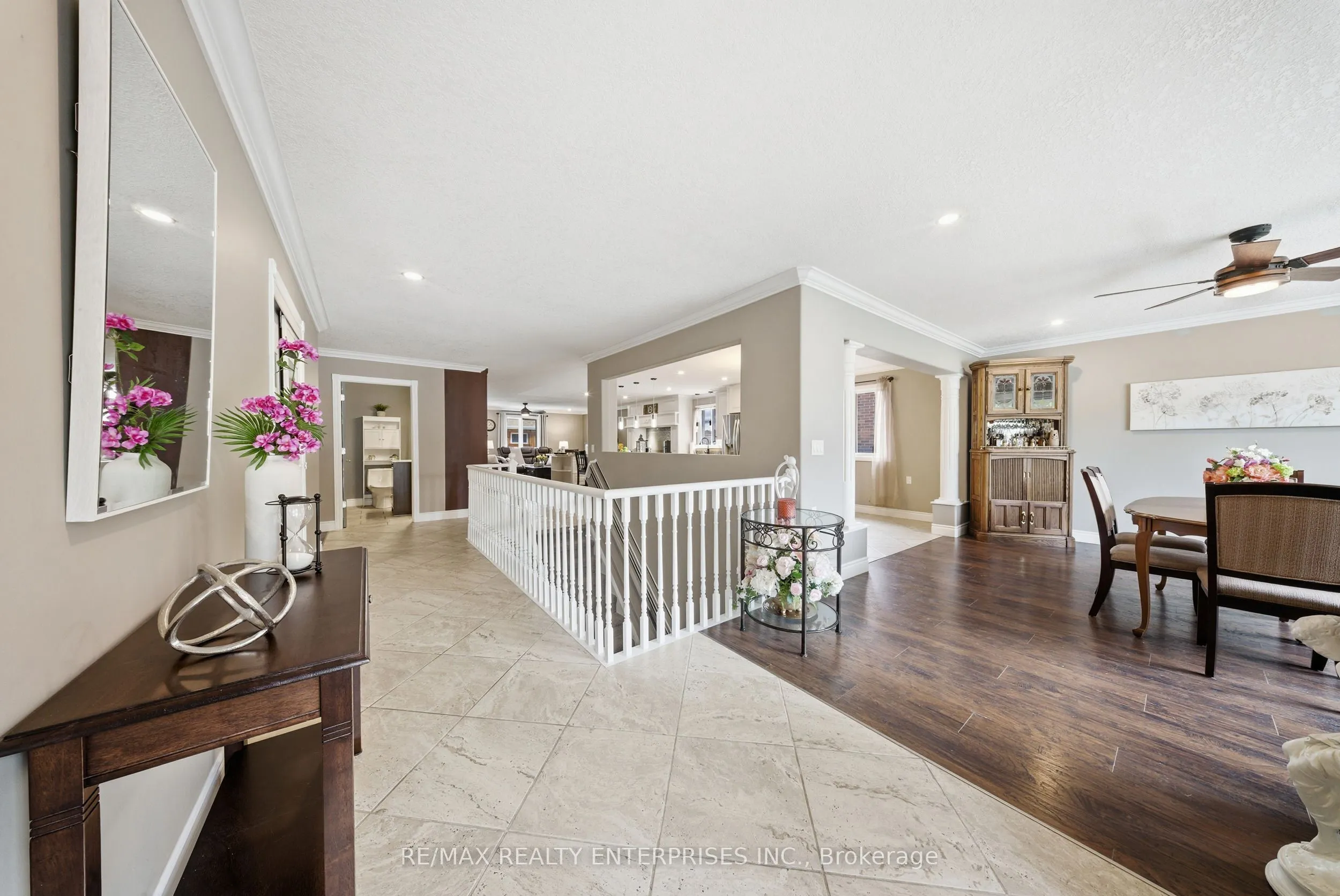 109 Cowan Boulevard