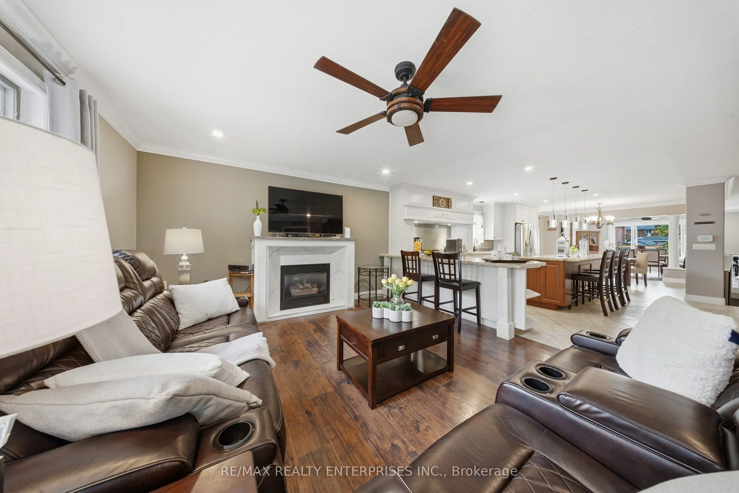 109 Cowan Boulevard