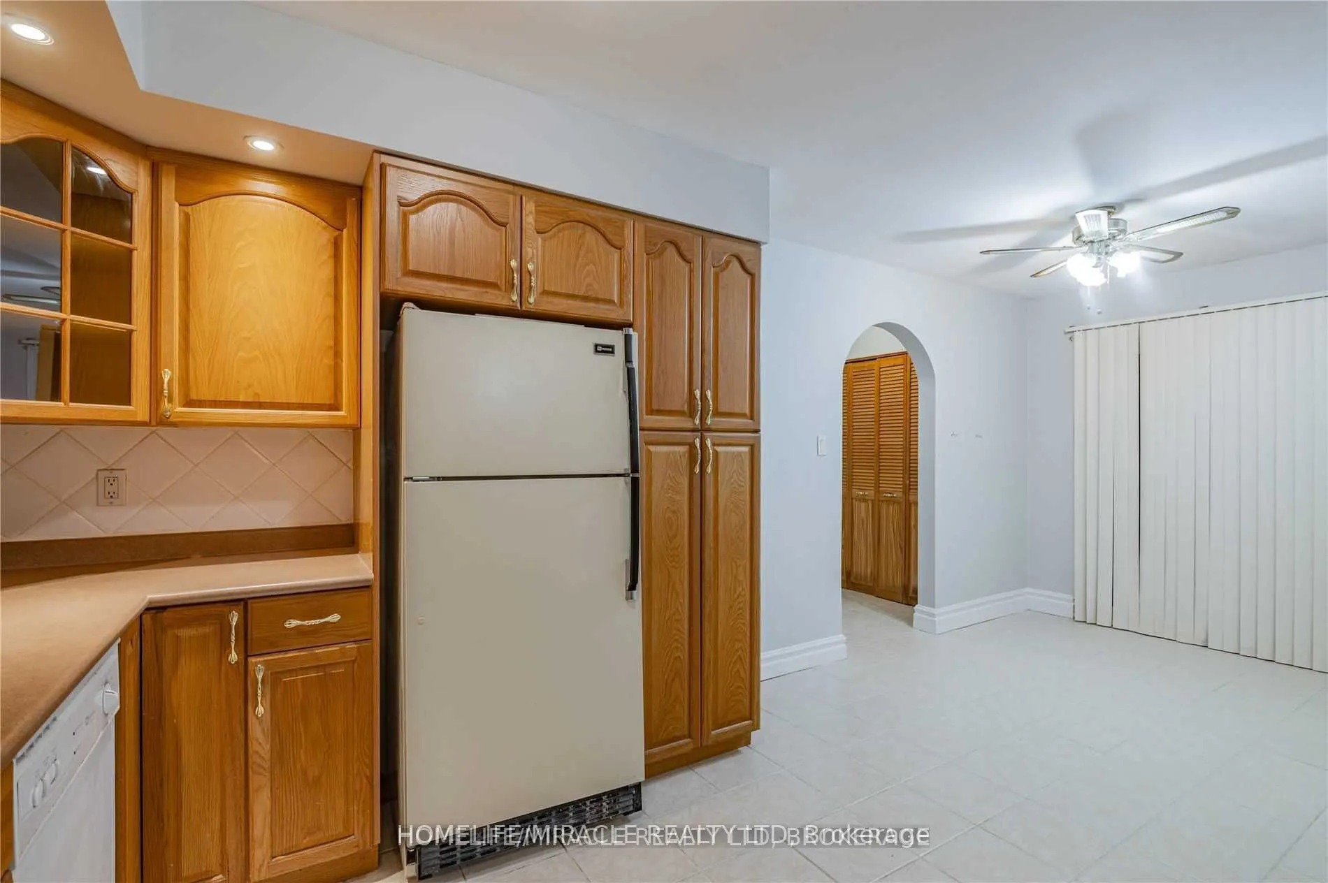 641A Silverbirch Road