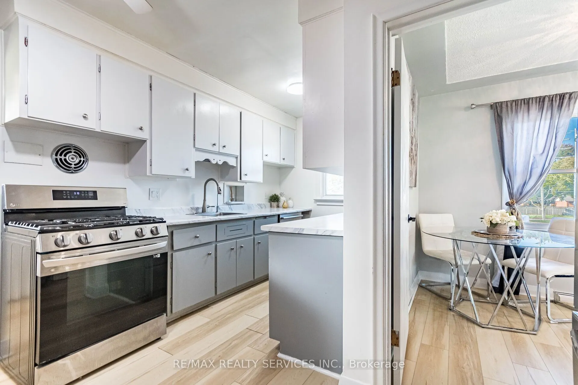 107 Weber Street S