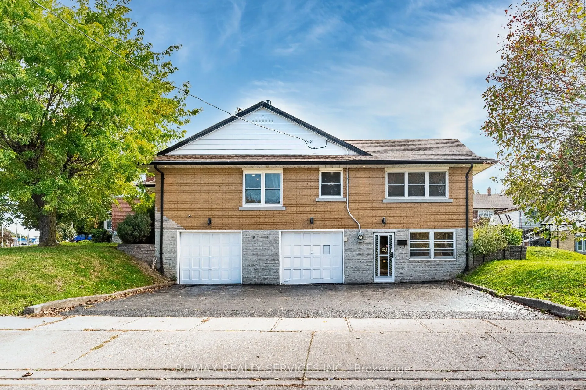 107 Weber Street S