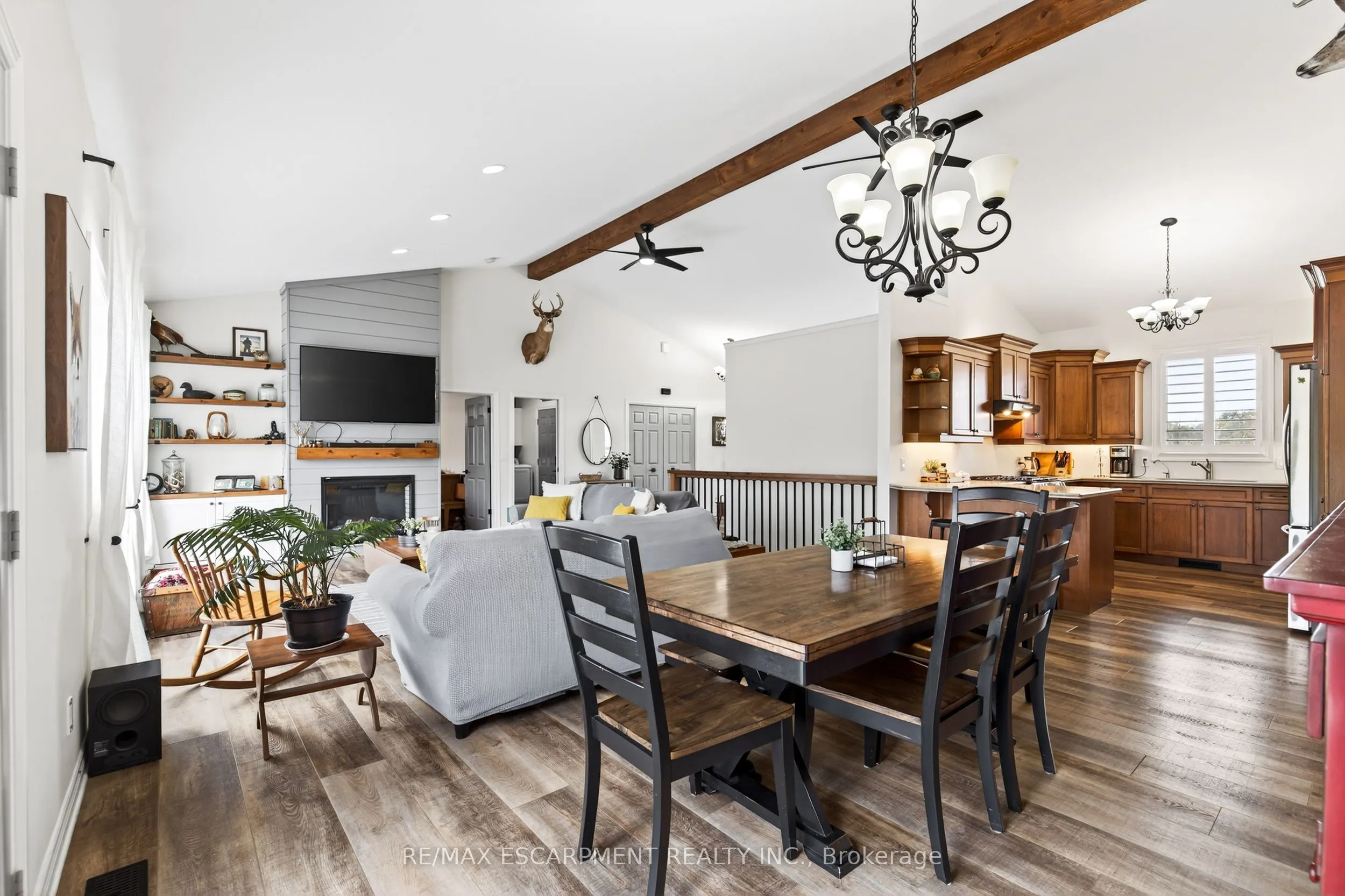 849 River Road