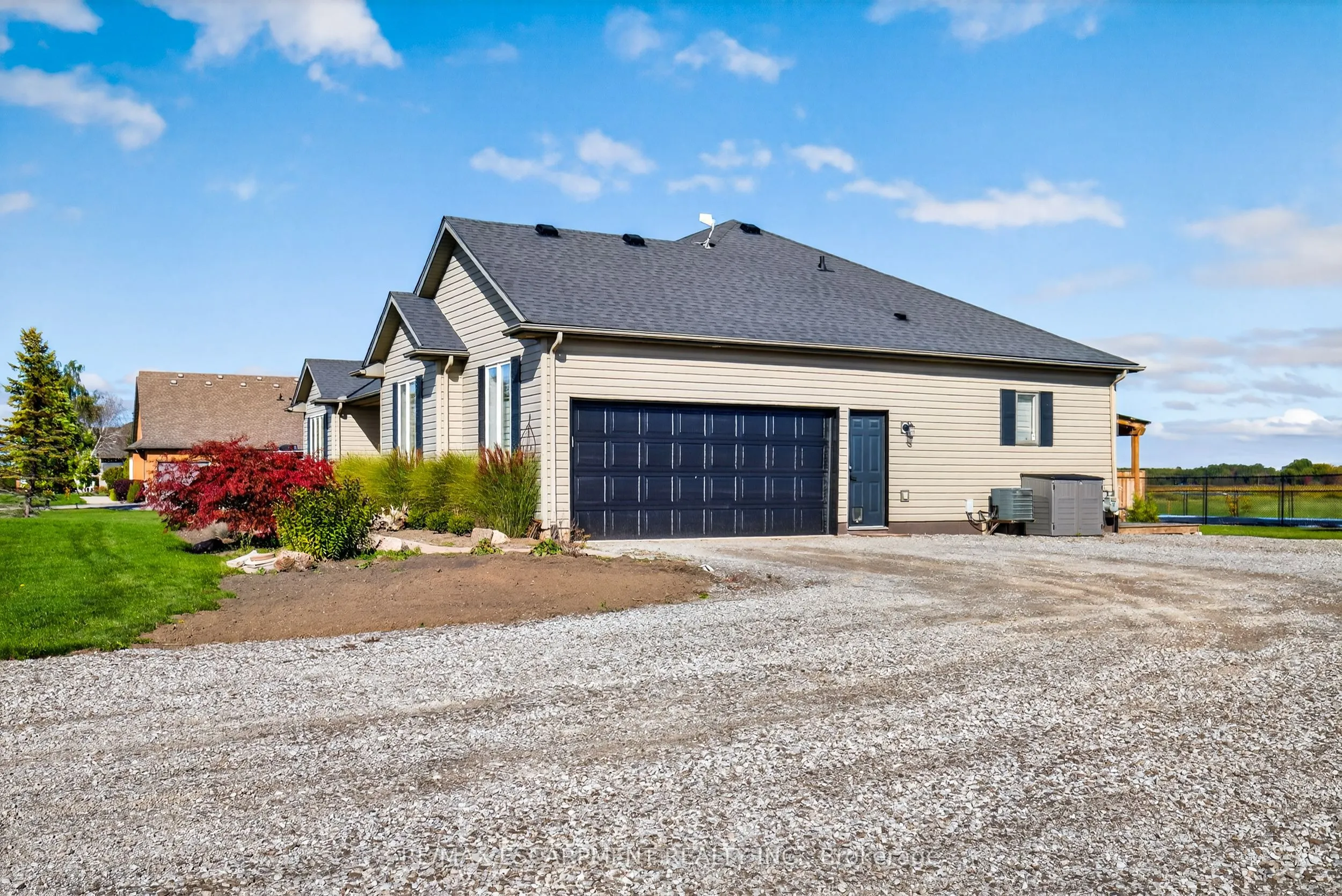 849 River Road