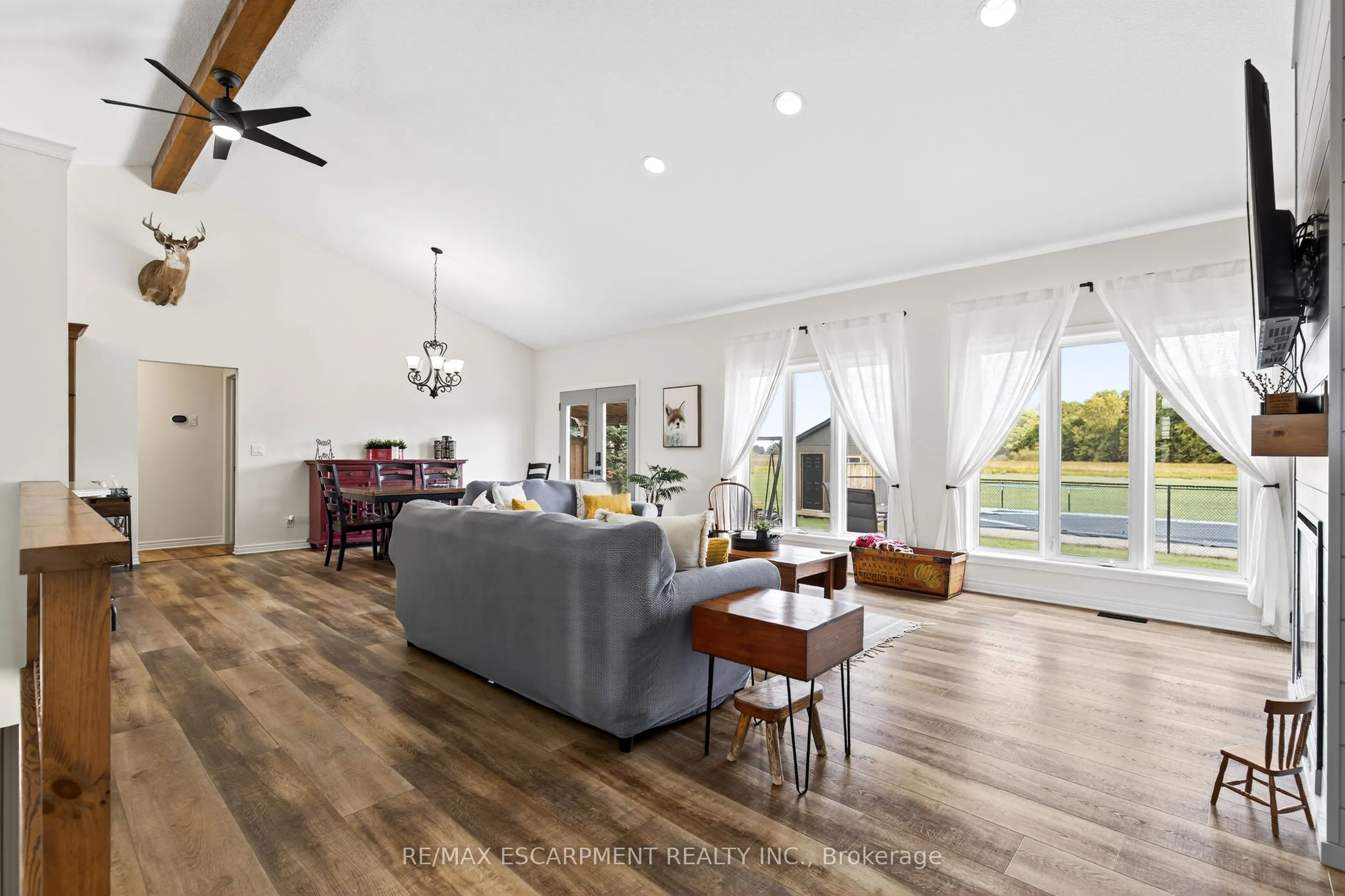 849 River Road