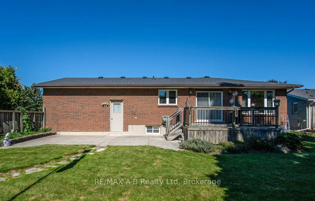 25 Baechler Avenue