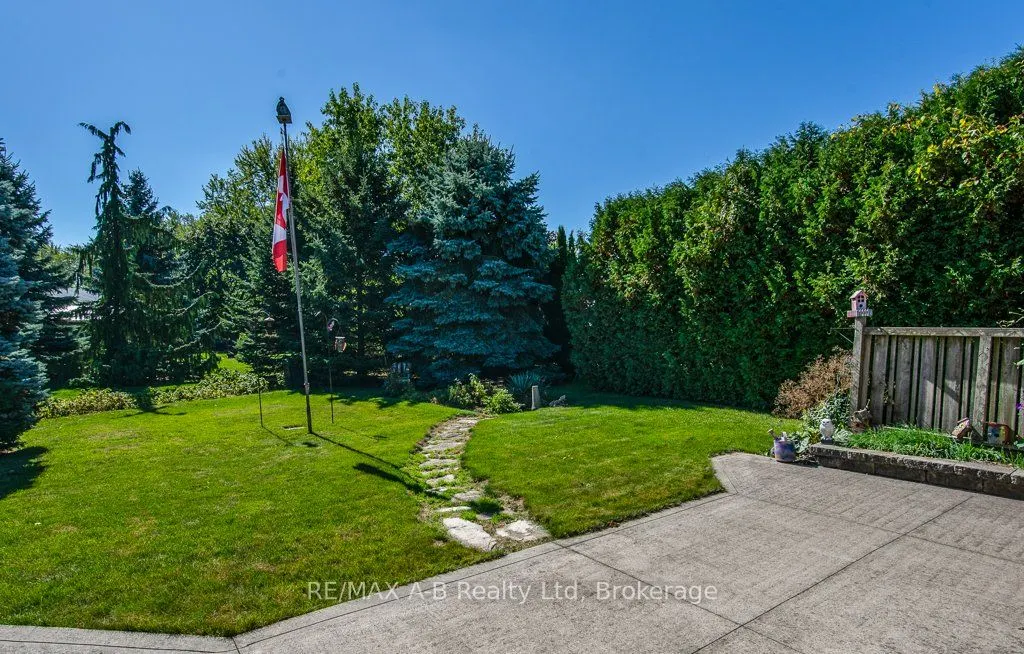 25 Baechler Avenue