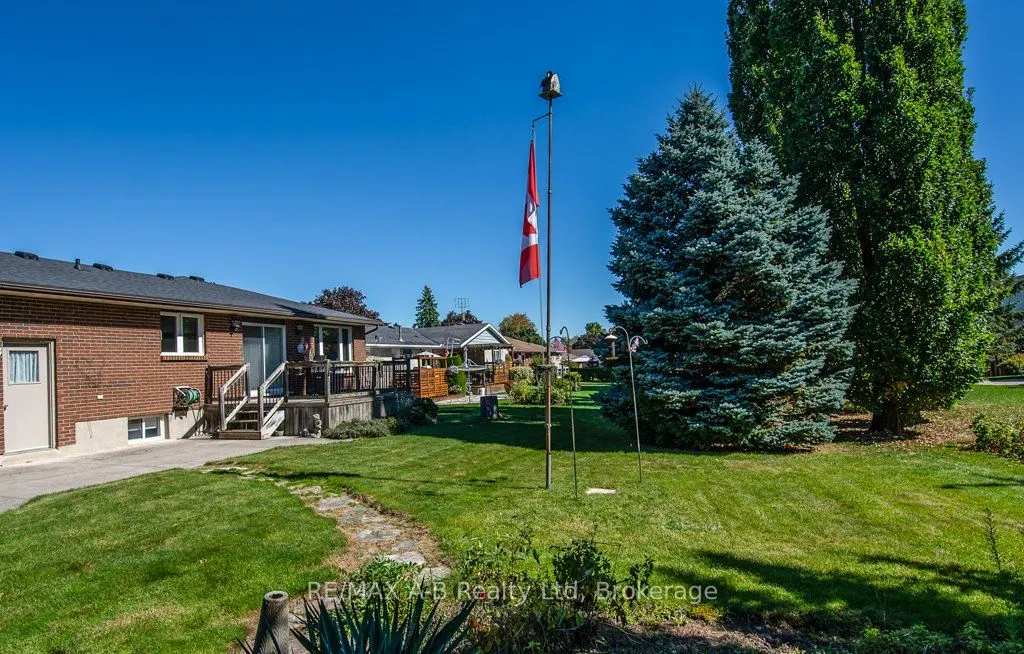 25 Baechler Avenue