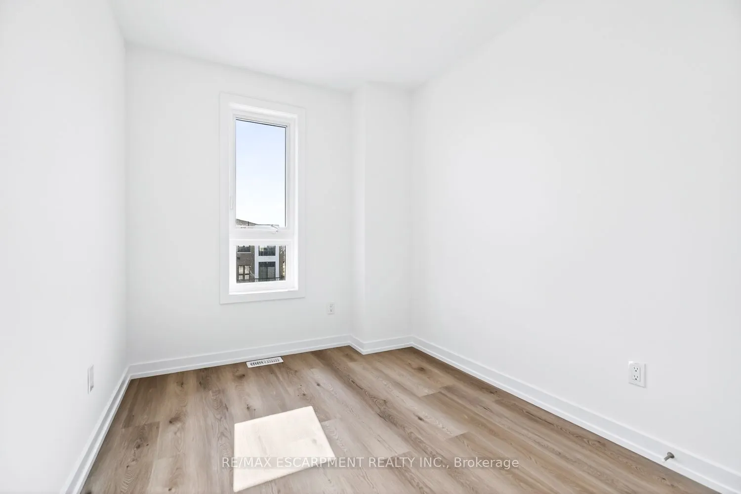 70 Kenesky Drive, #33