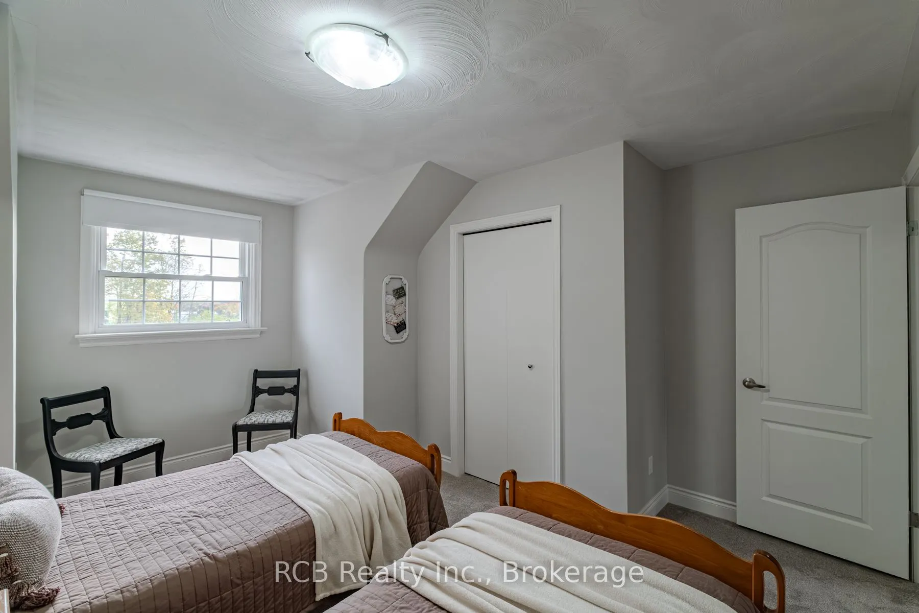 2139 Foreman Road