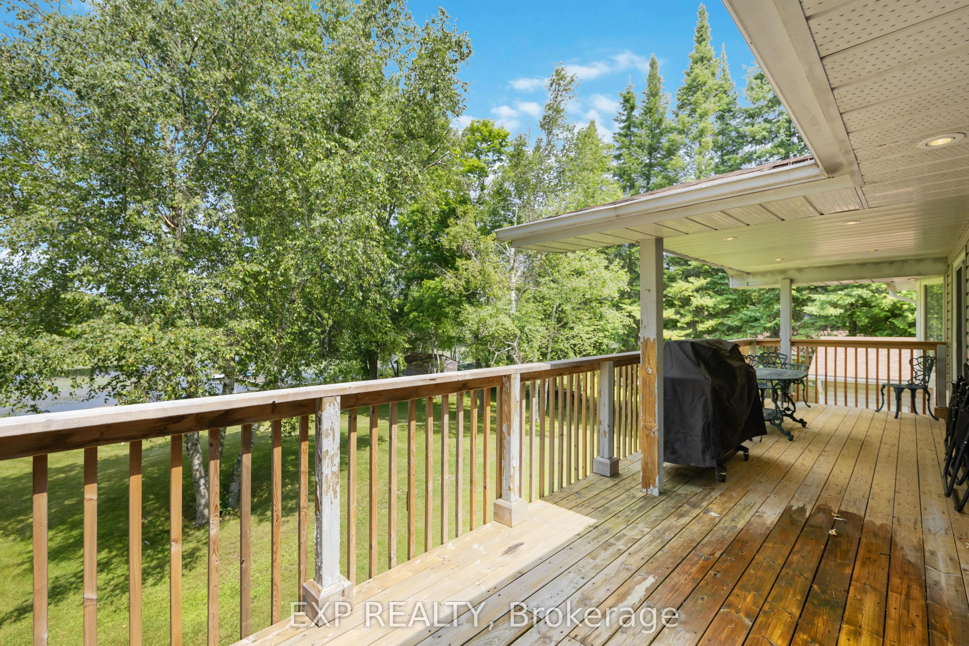 568 MALLARD Circle