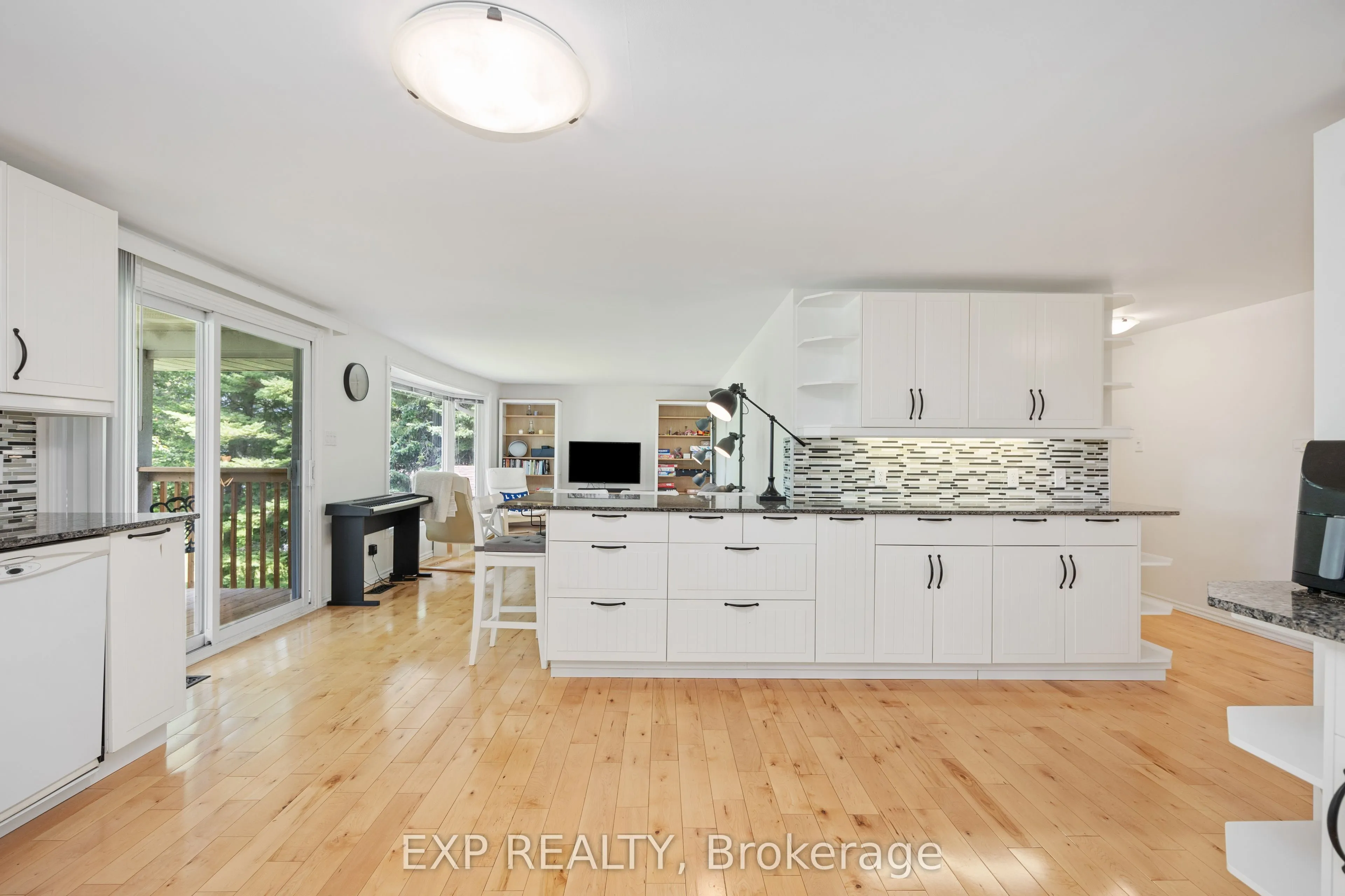 568 MALLARD Circle