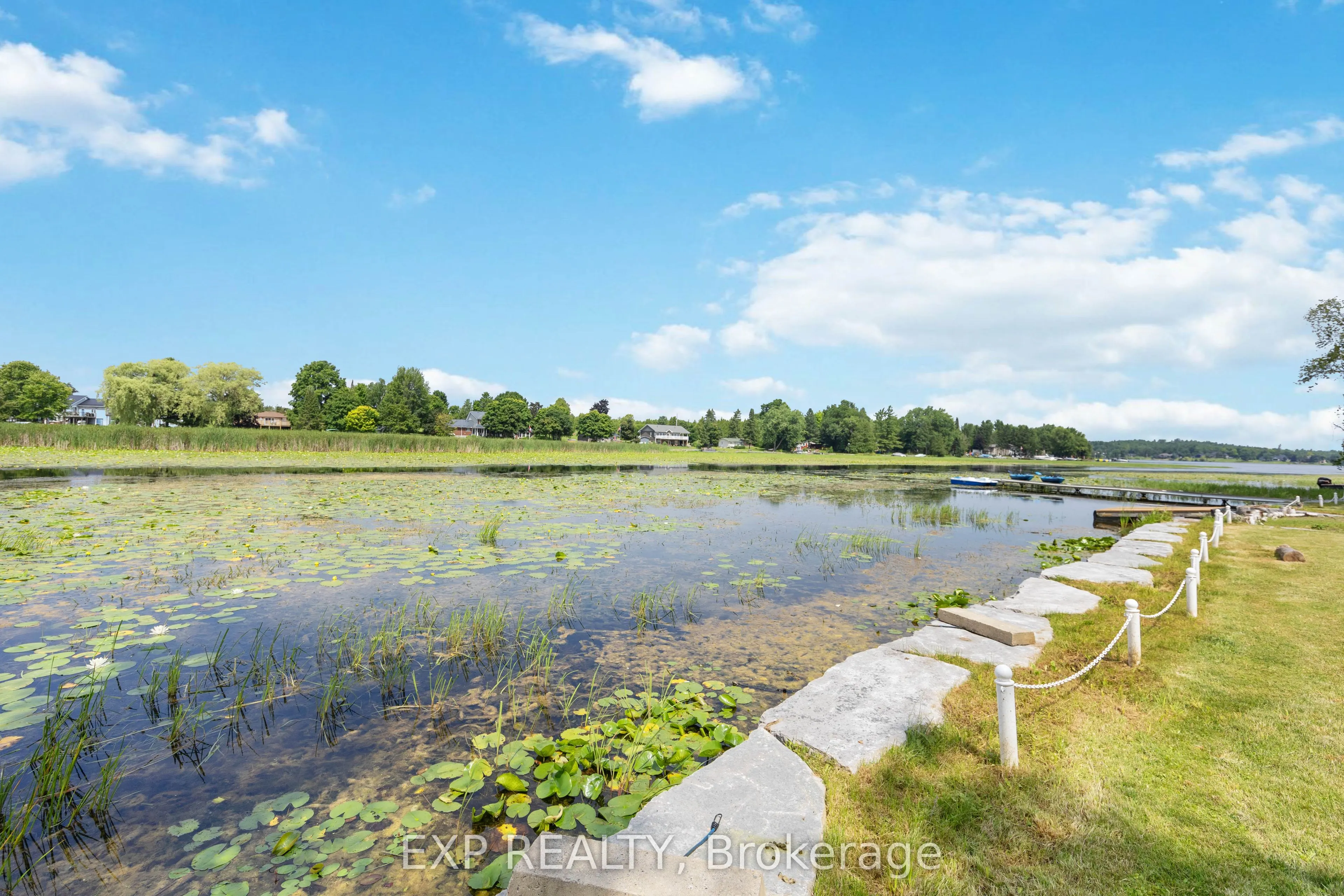 568 MALLARD Circle