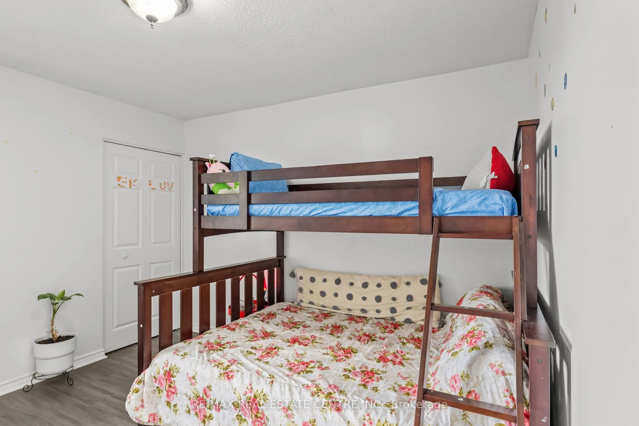 35 Jackson Court, #-