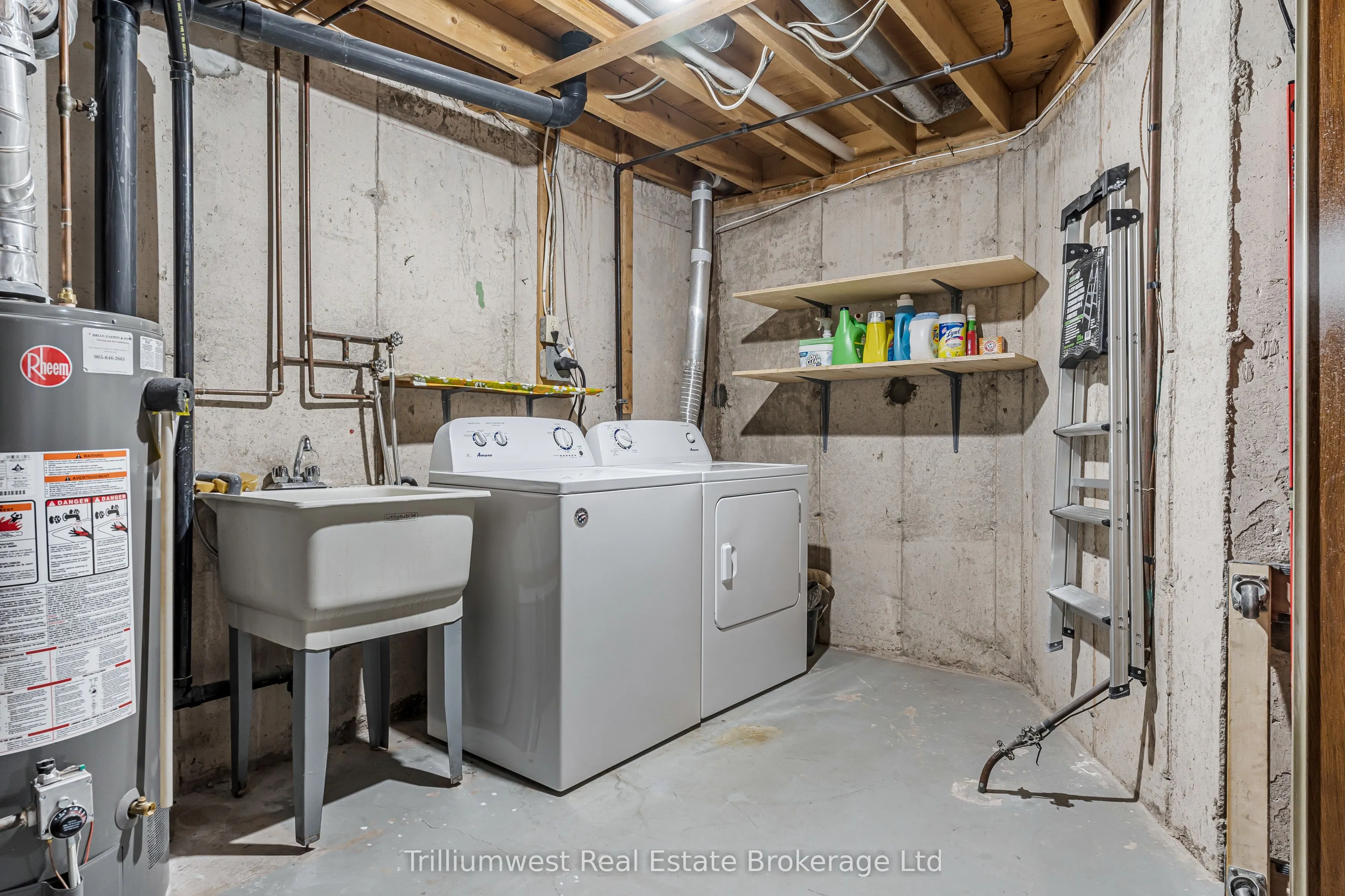 5982 Dunn Street, #8