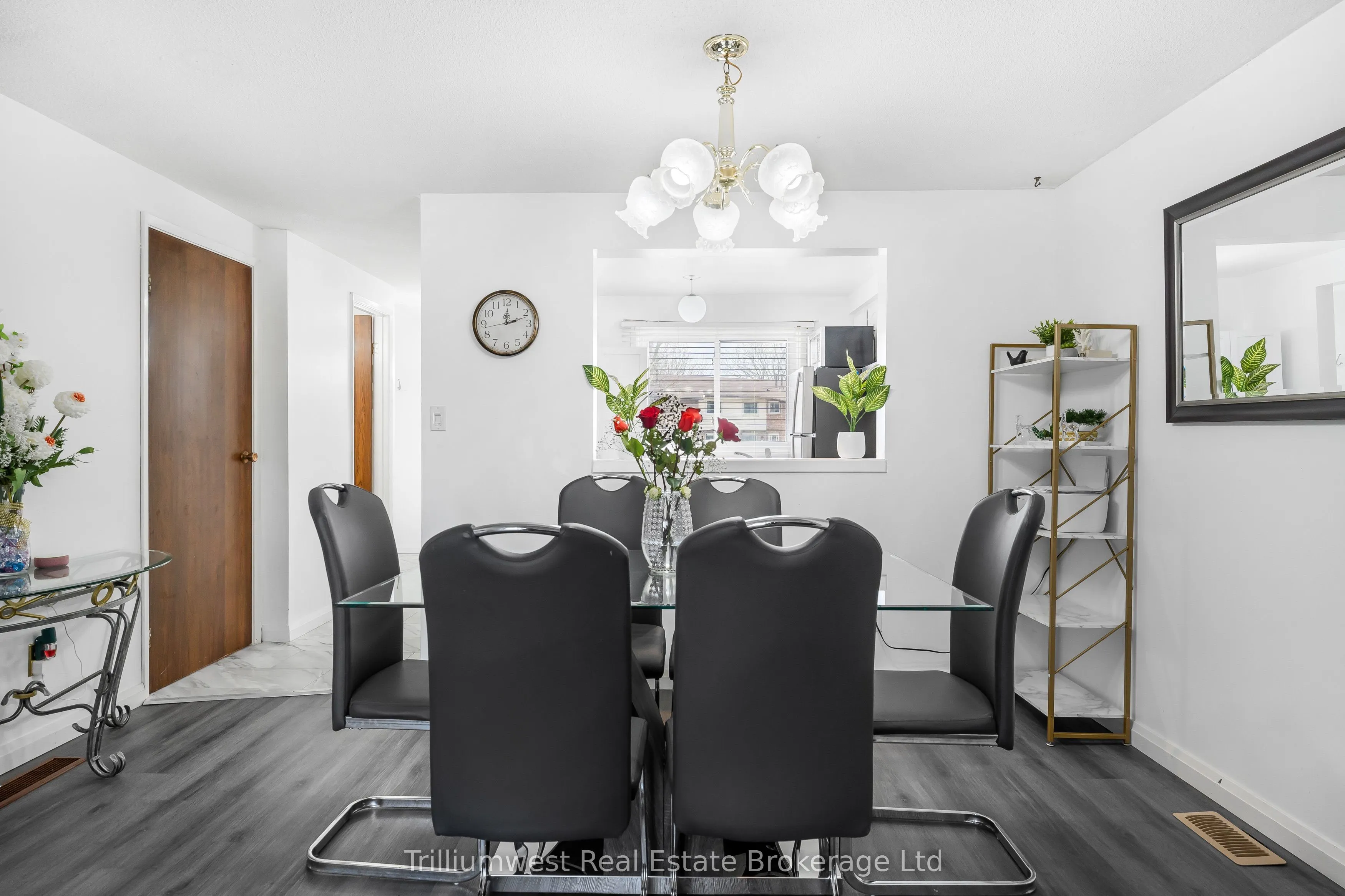 5982 Dunn Street, #8