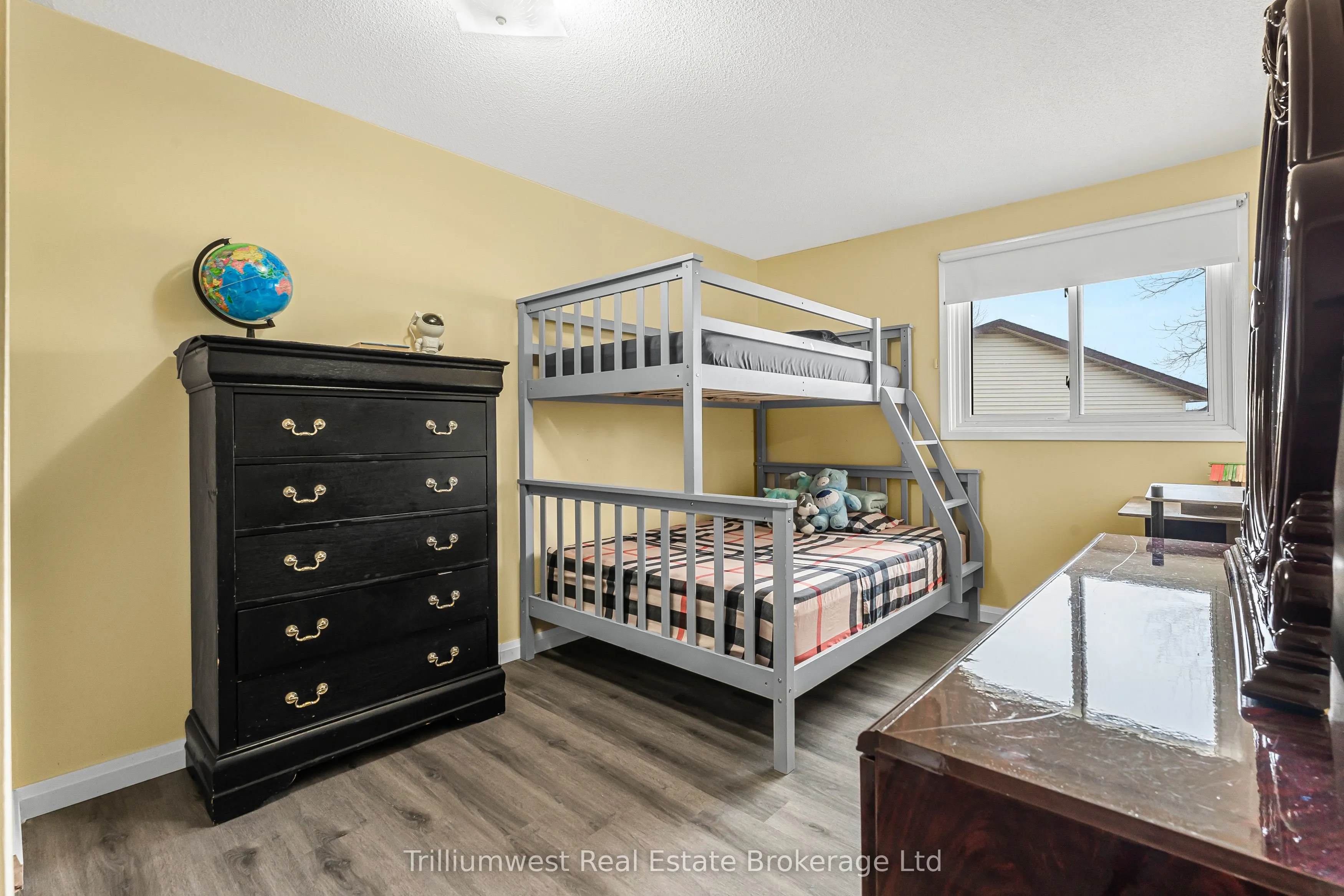 5982 Dunn Street, #8