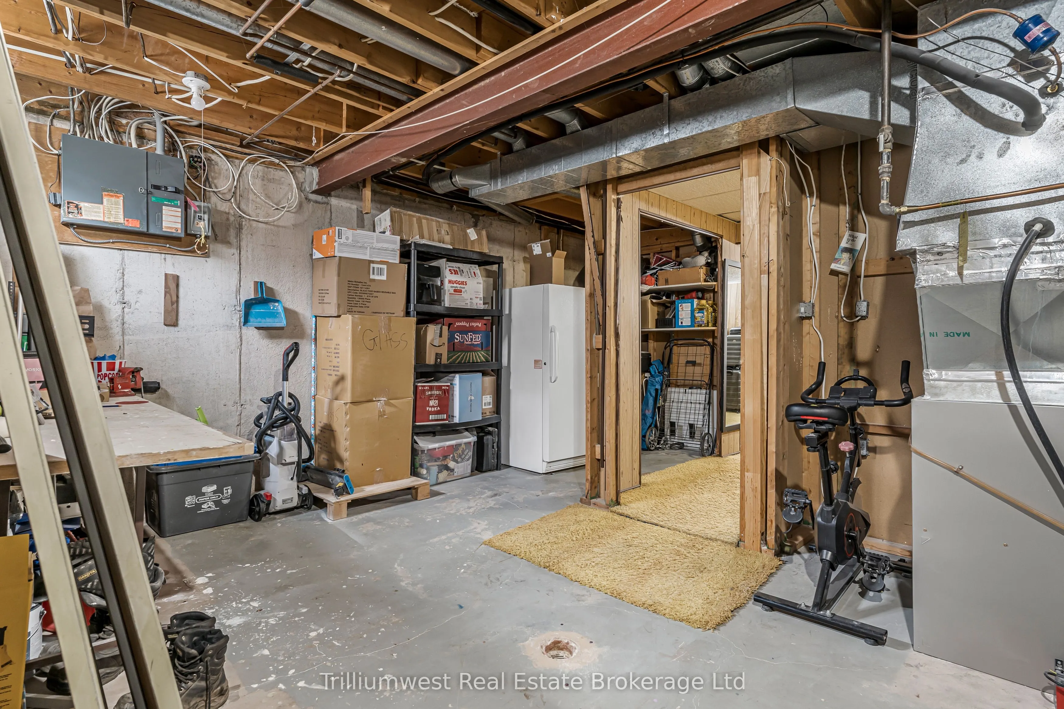 5982 Dunn Street, #8