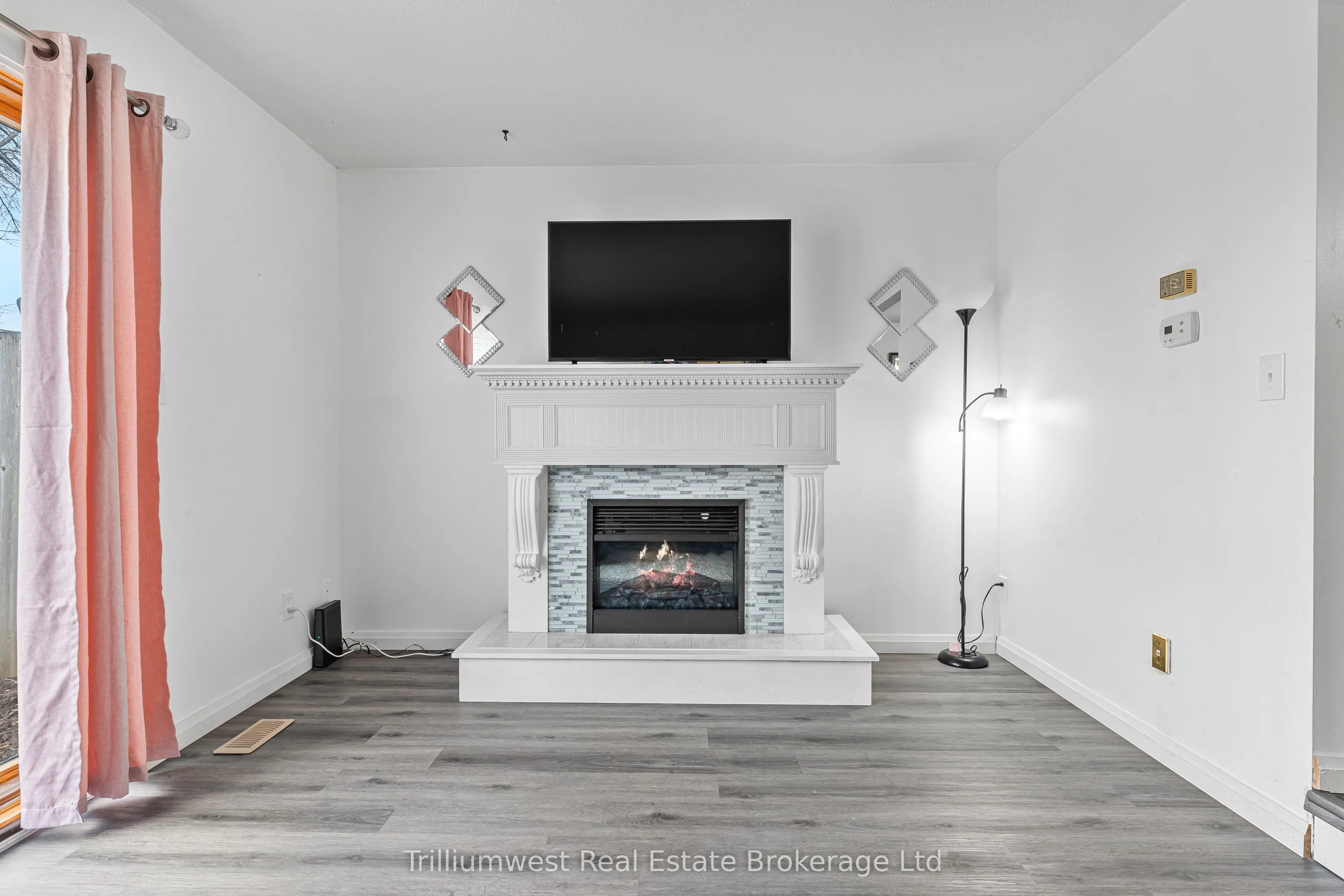 5982 Dunn Street, #8