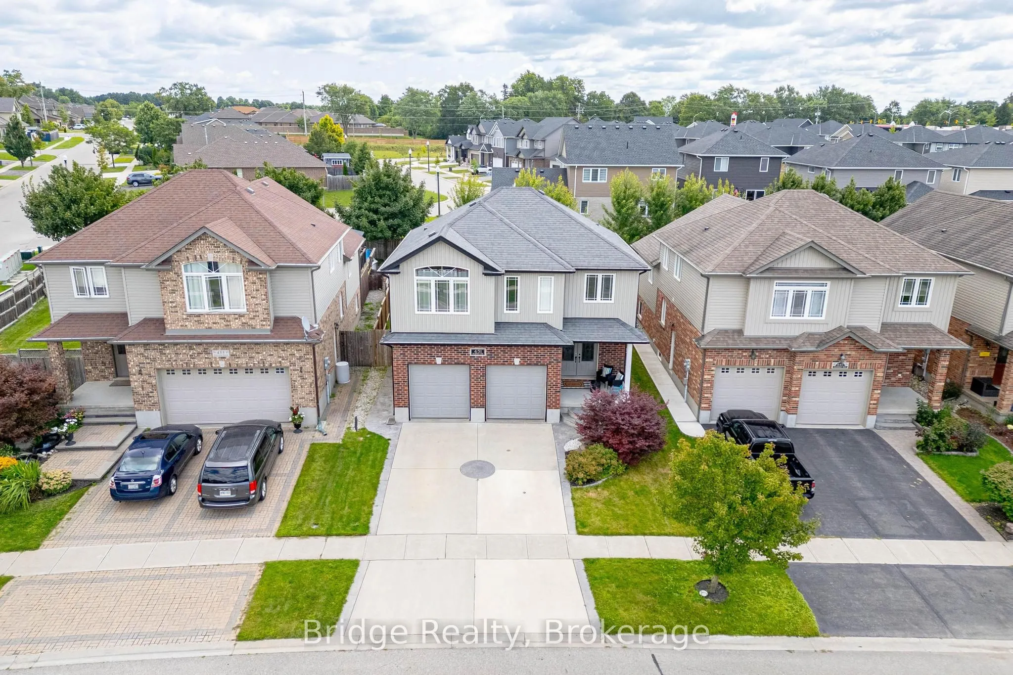 451 FAIRWAY Road