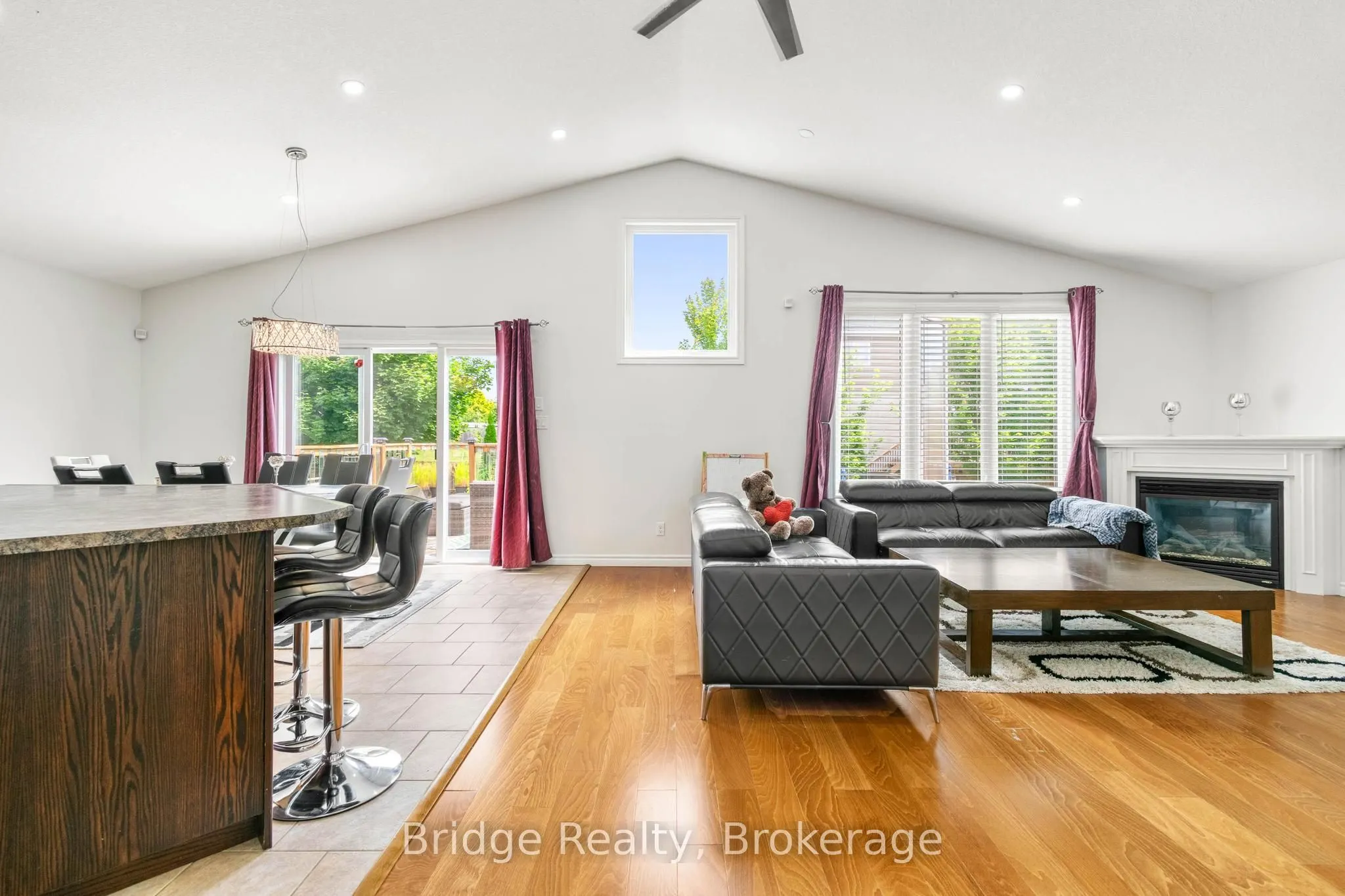 451 FAIRWAY Road